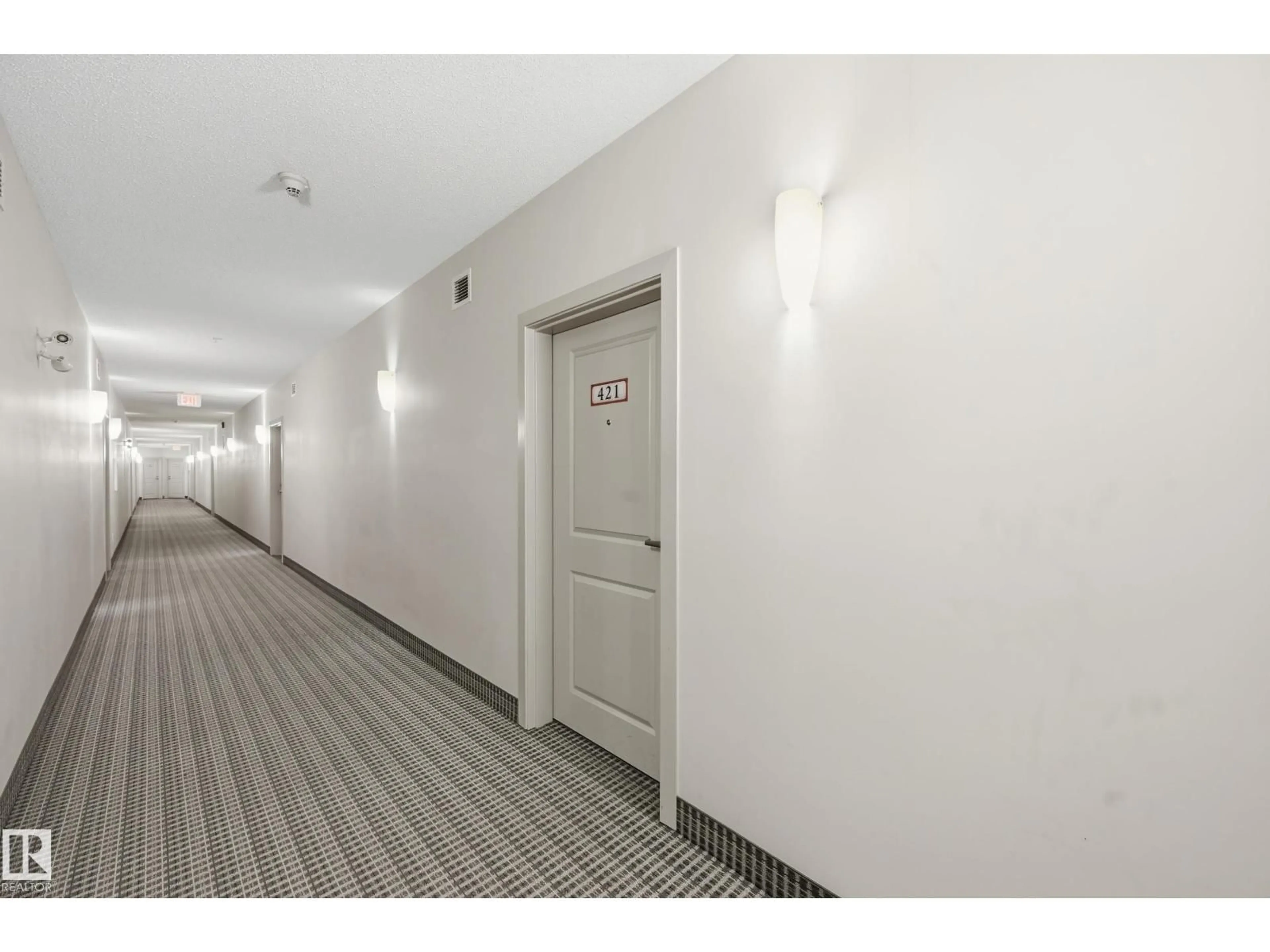 Indoor foyer for #421 - 1820 RUTHERFORD RD, Edmonton Alberta T6W2K6