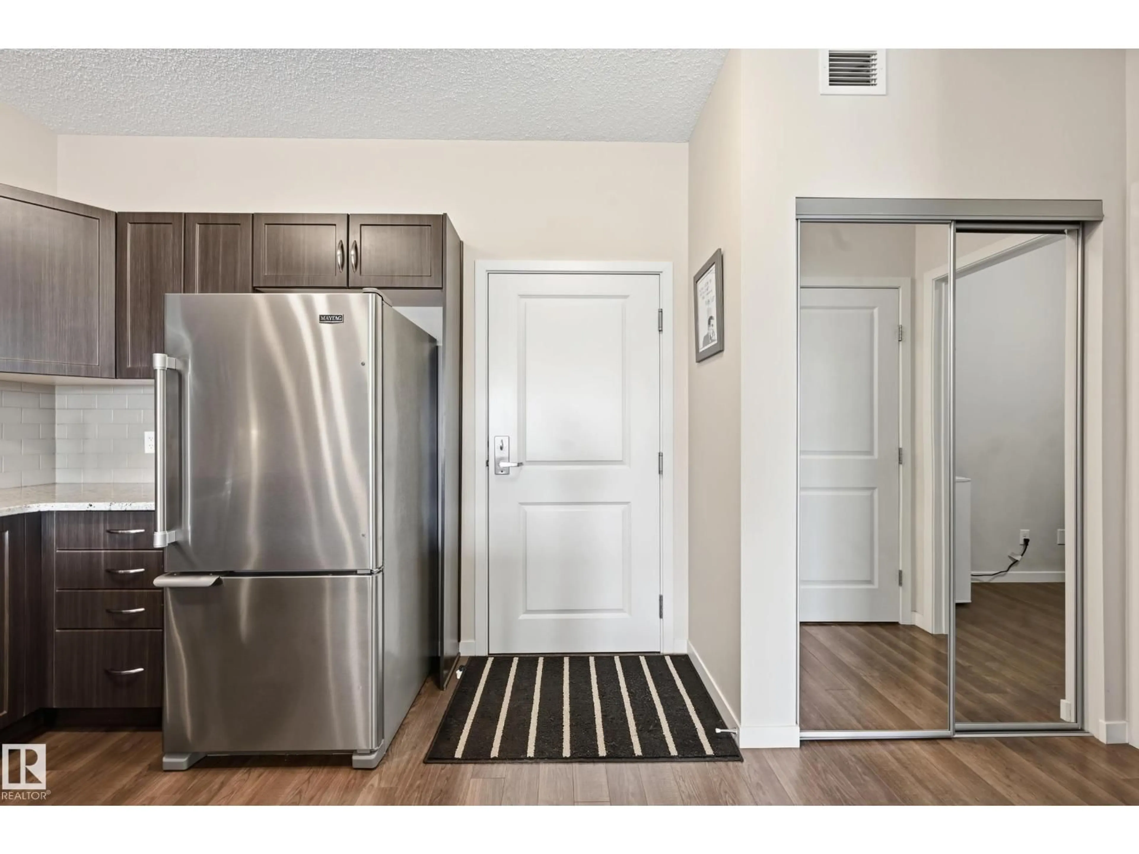 Indoor entryway for #421 - 1820 RUTHERFORD RD, Edmonton Alberta T6W2K6