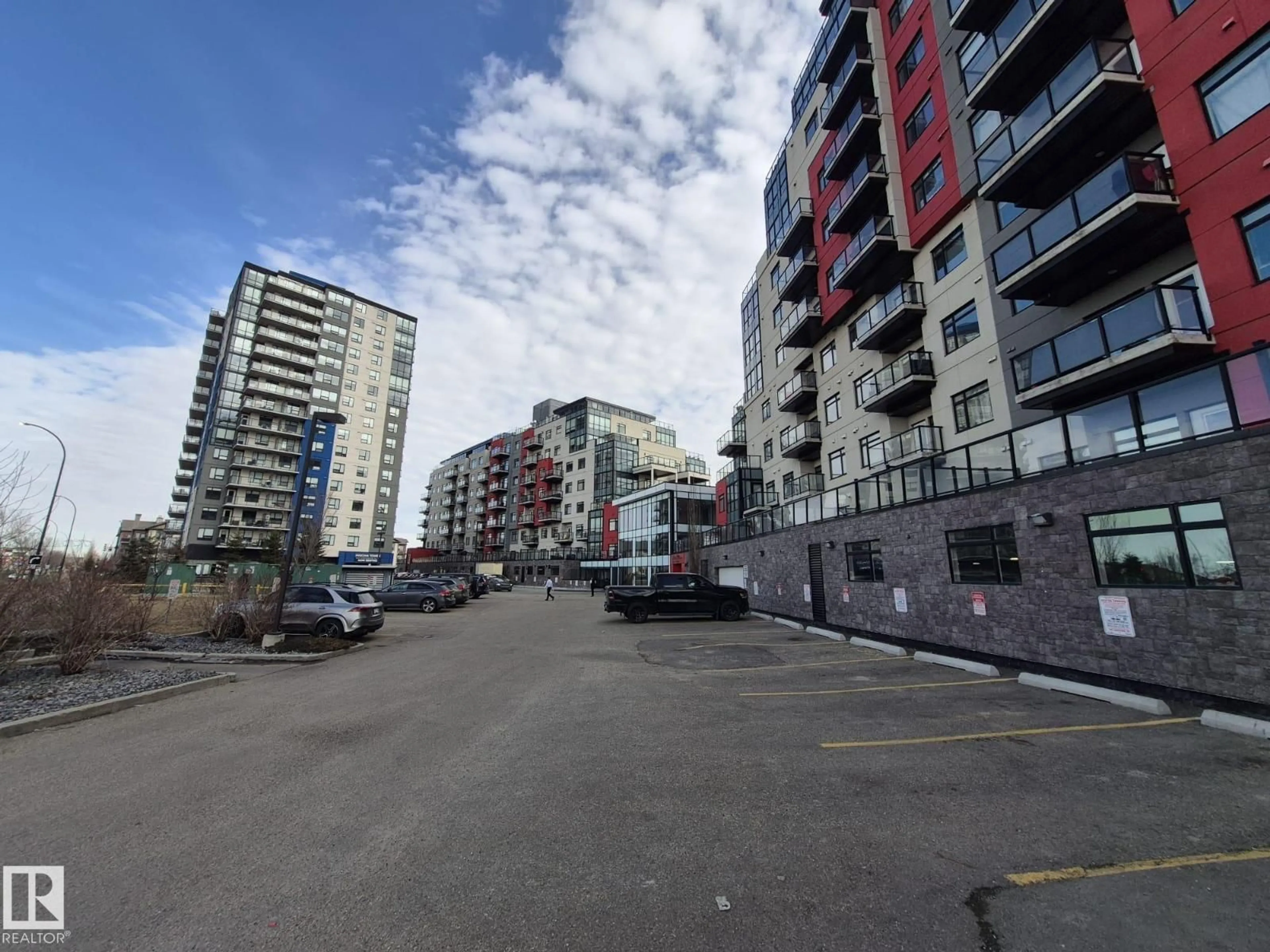 A pic from outside/outdoor area/front of a property/back of a property/a pic from drone, street for 229 5151 WINDERMERE BV, Edmonton Alberta T6W2K4