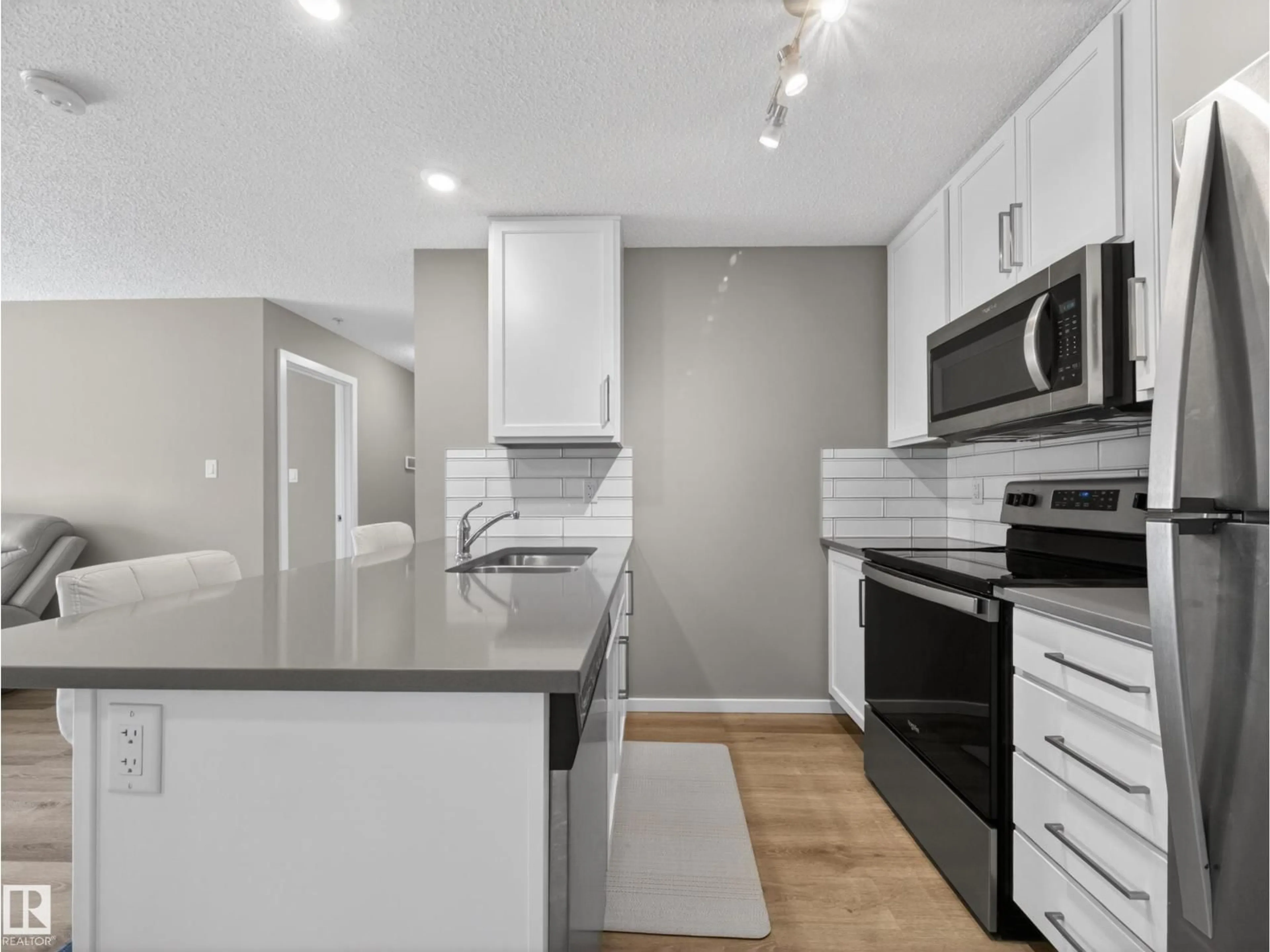 Unknown for 148 - 124 EBBERS BV, Edmonton Alberta T5Y4A4