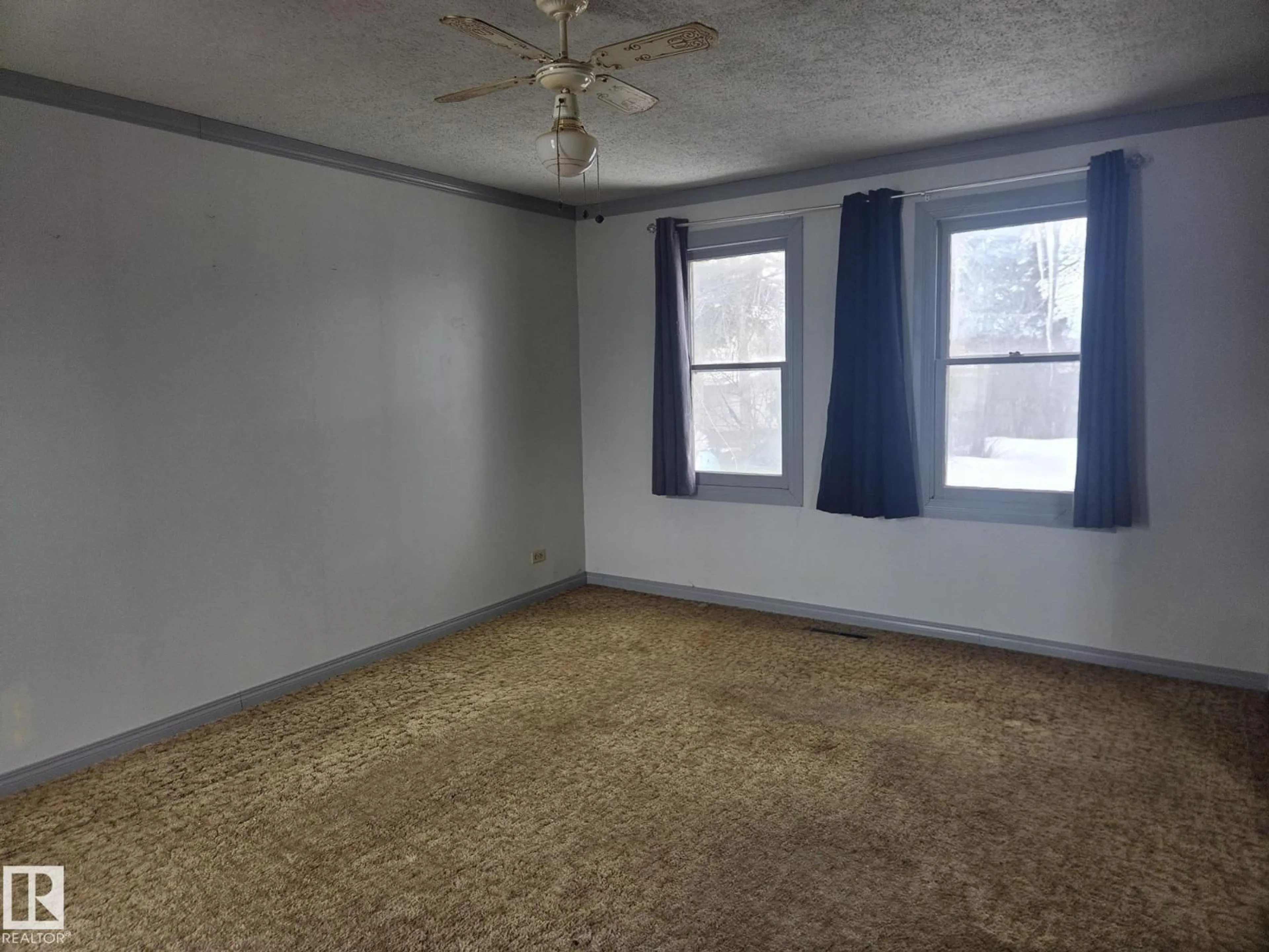 A pic of a room for 1014 16 AV, Cold Lake Alberta T9M1L6