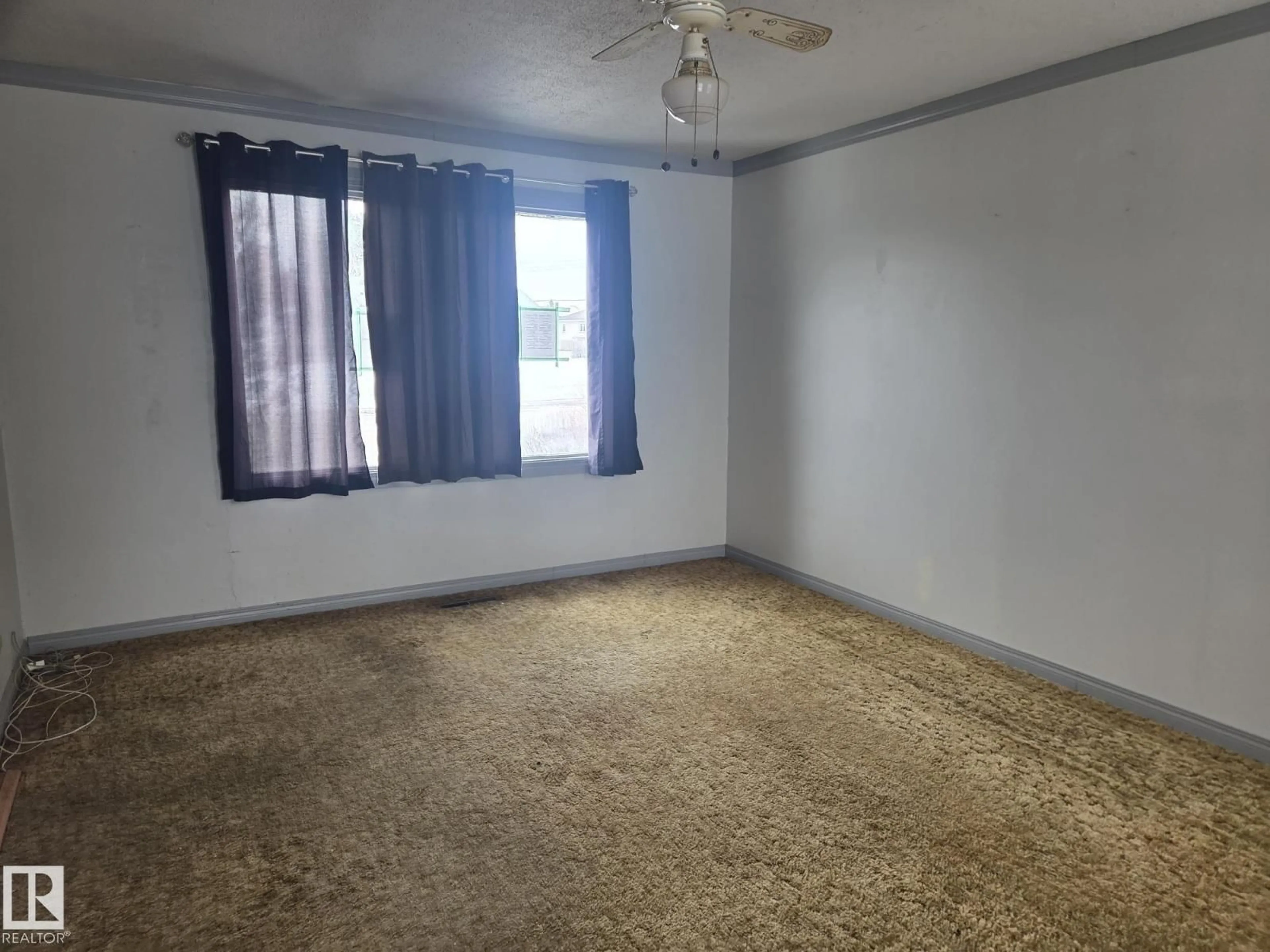 A pic of a room for 1014 16 AV, Cold Lake Alberta T9M1L6