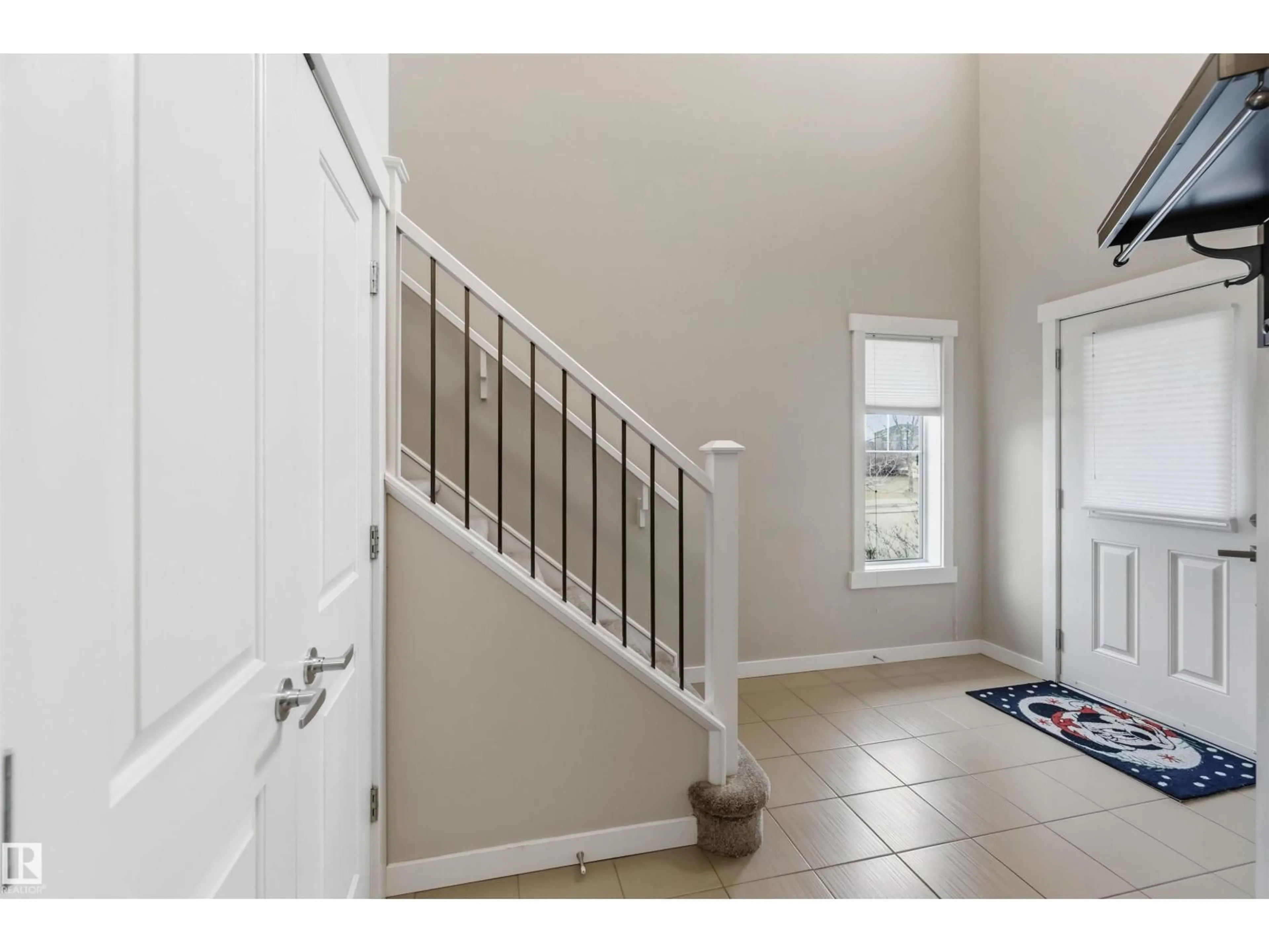 Indoor entryway for NW - 13011 202 ST, Edmonton Alberta T5S0E2