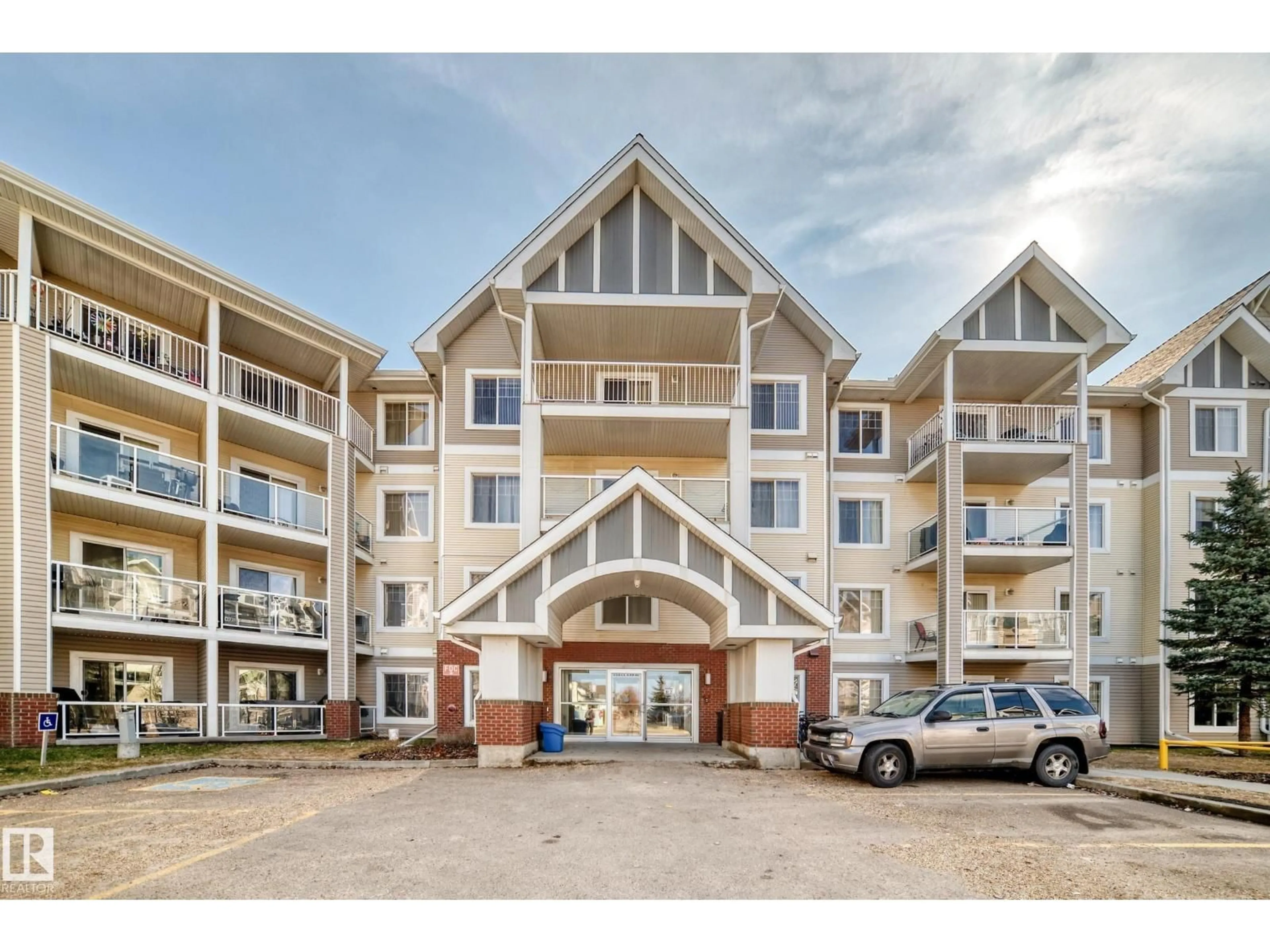 Unknown for #320 - 15211 139 ST, Edmonton Alberta T6V0A1