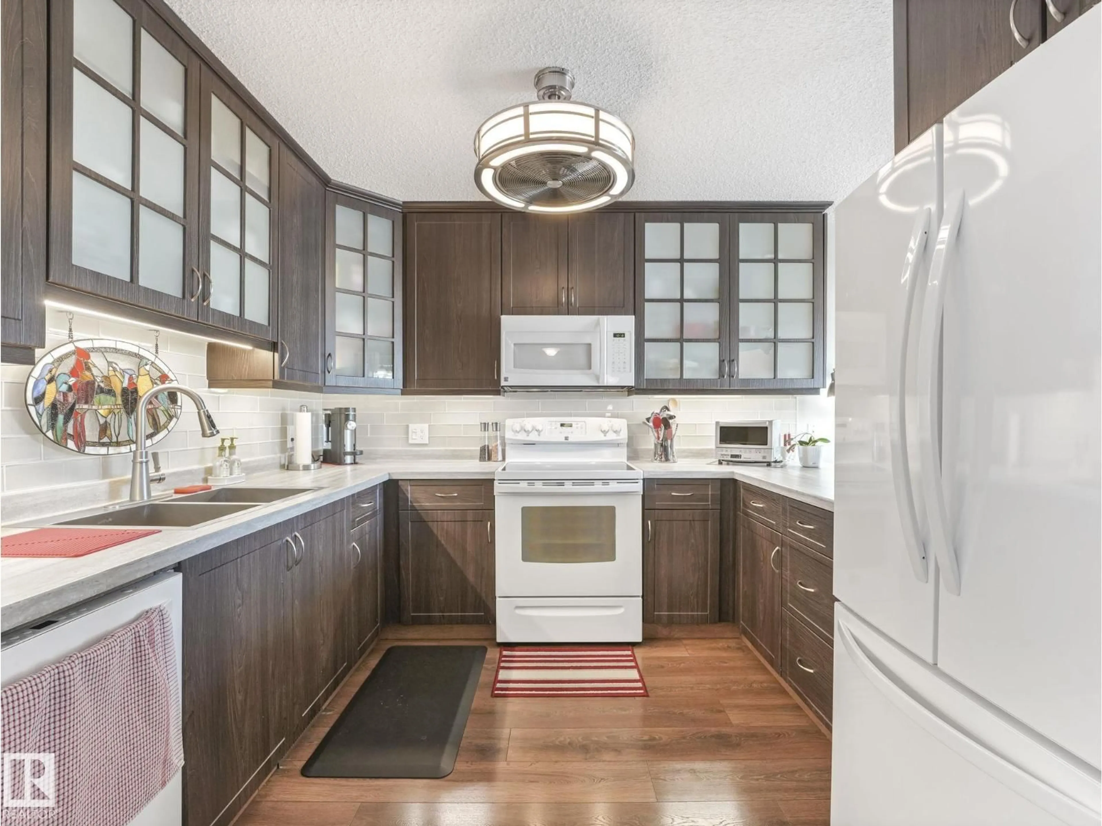 Contemporary kitchen, unknown for #2 - 160 KINGSWOOD BV, St. Albert Alberta T8N6Z6