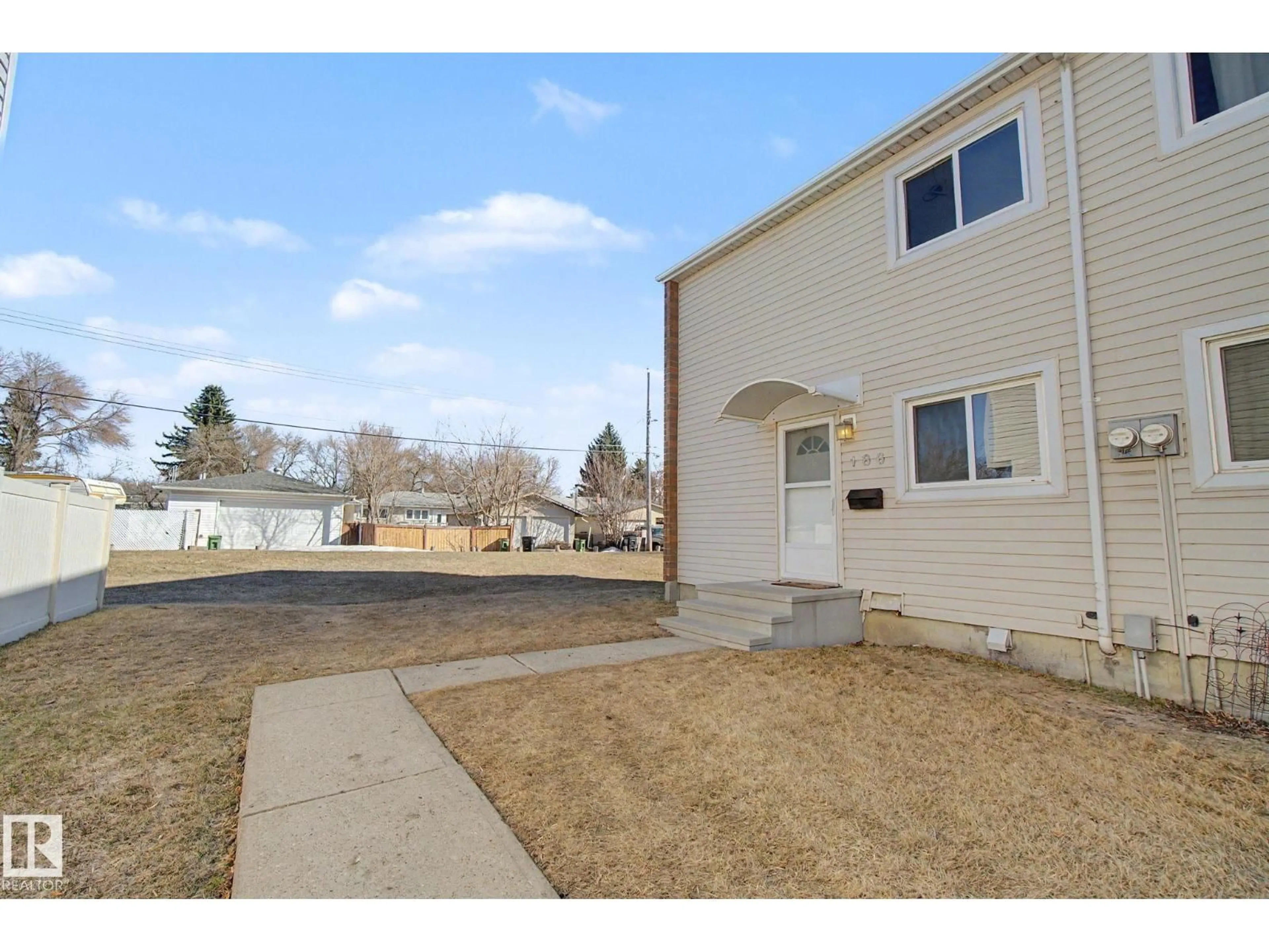 Unknown for 186 CENTENNIAL CT, Edmonton Alberta T5P4H5
