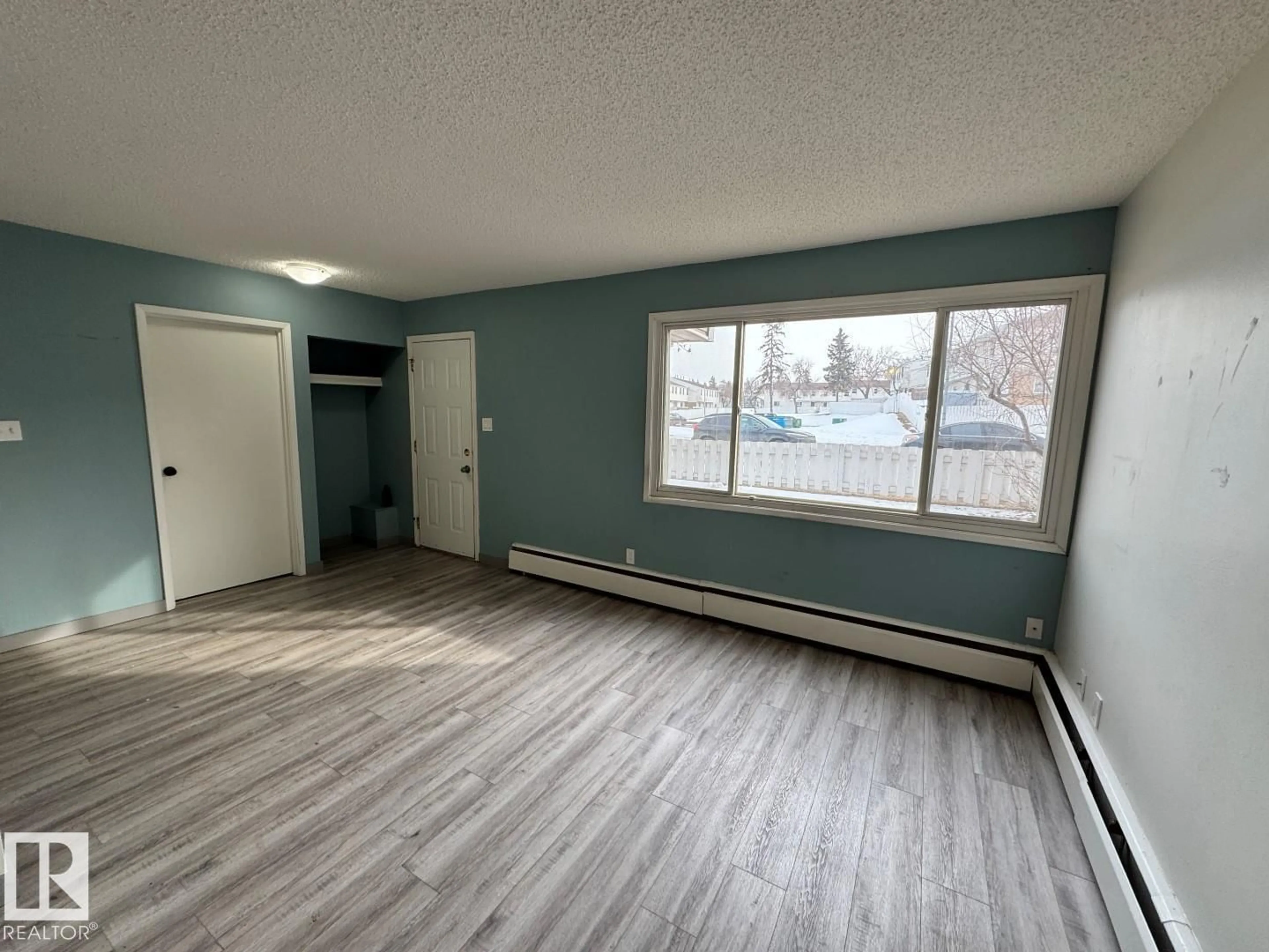 A pic of a room for 612 2908 116A AV, Edmonton Alberta T5W4R7