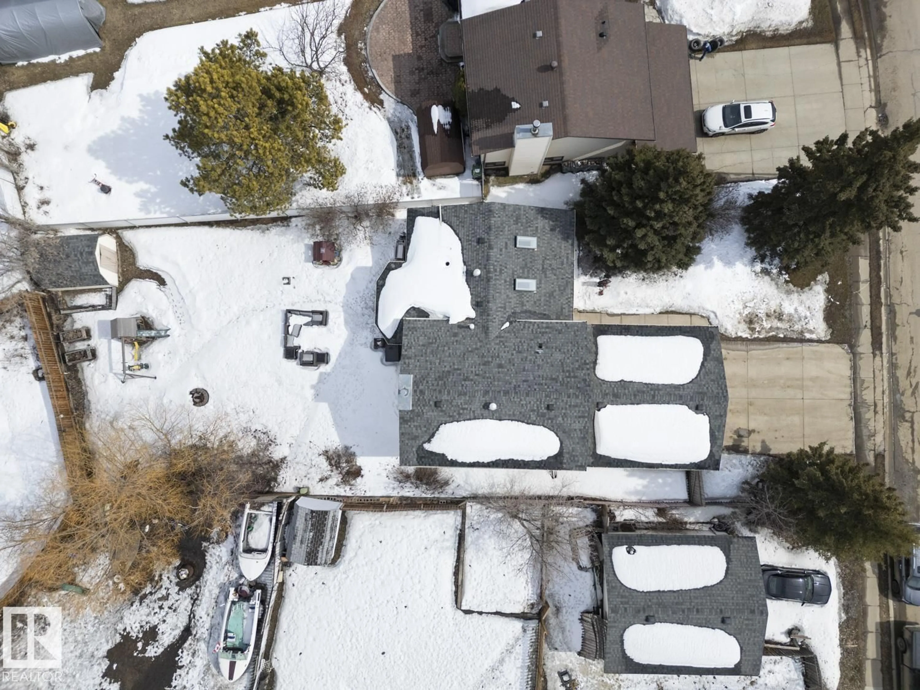 A pic from outside/outdoor area/front of a property/back of a property/a pic from drone, street for 5215 44 ST, Cold Lake Alberta T9M1Z7