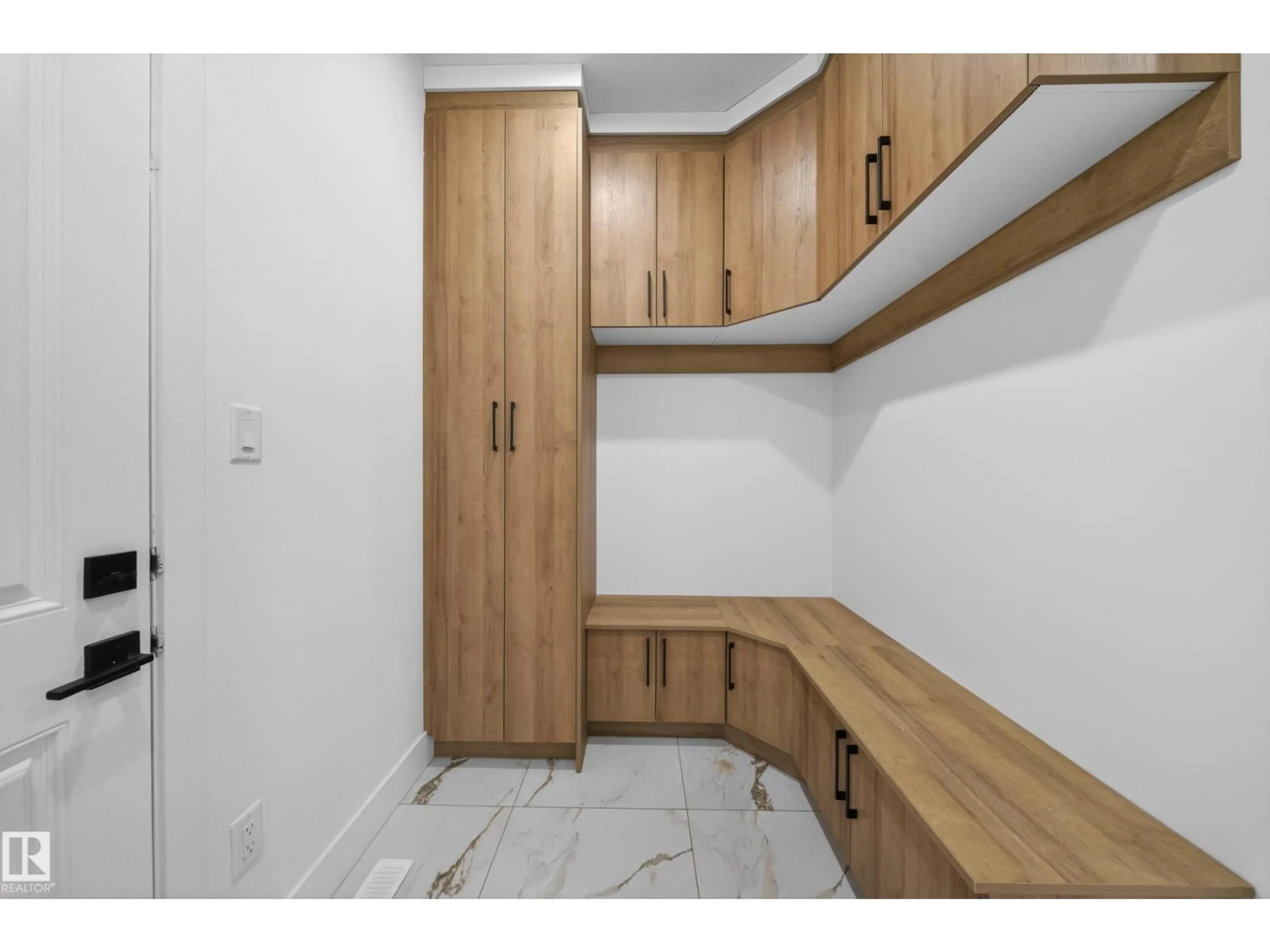 Storage room or clothes room or walk-in closet for NE - 6025 19 ST, Rural Leduc County Alberta T4X3C8