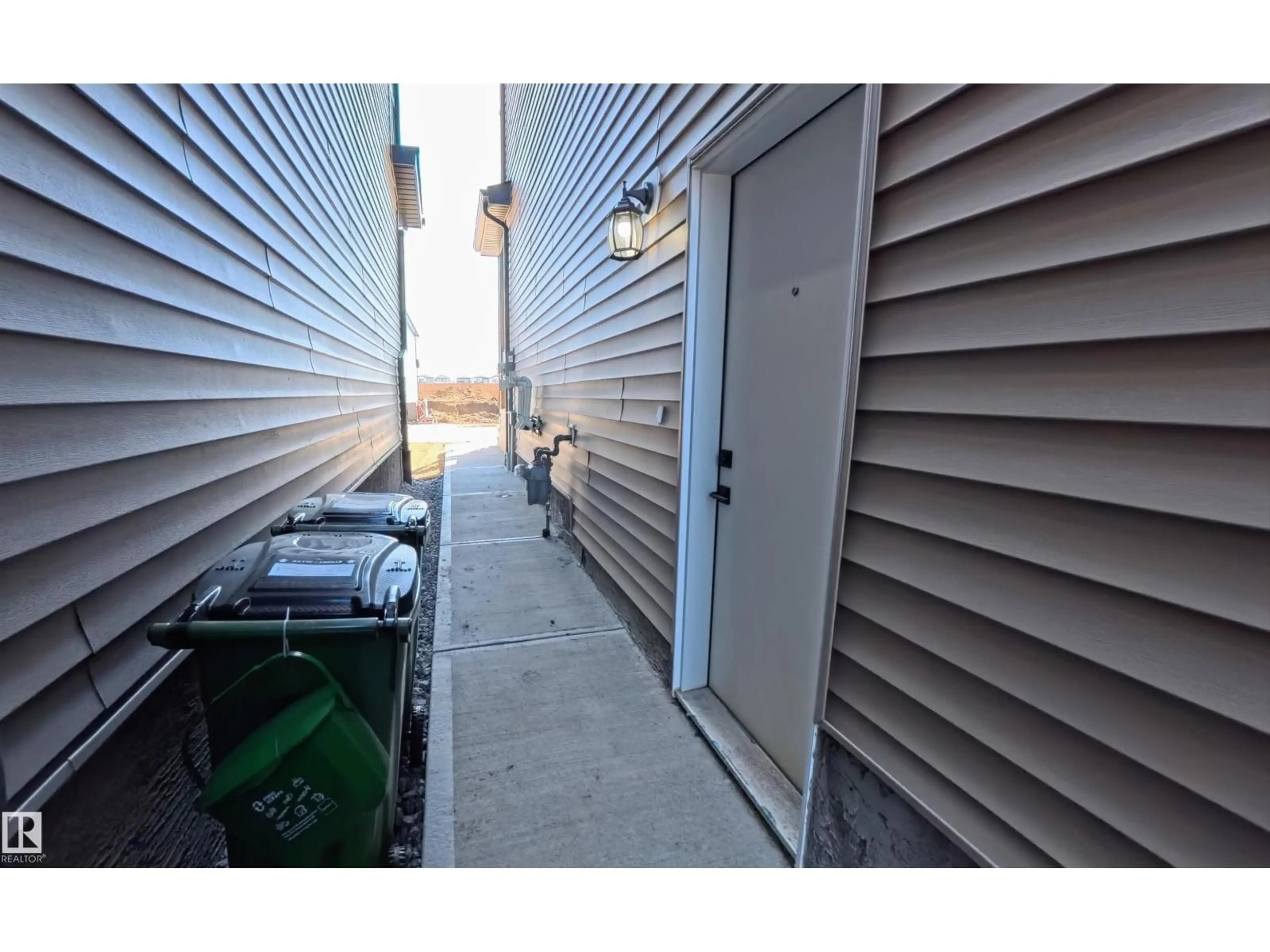 Storage room or clothes room or walk-in closet for SW - 120 28 ST, Edmonton Alberta T6X1A7