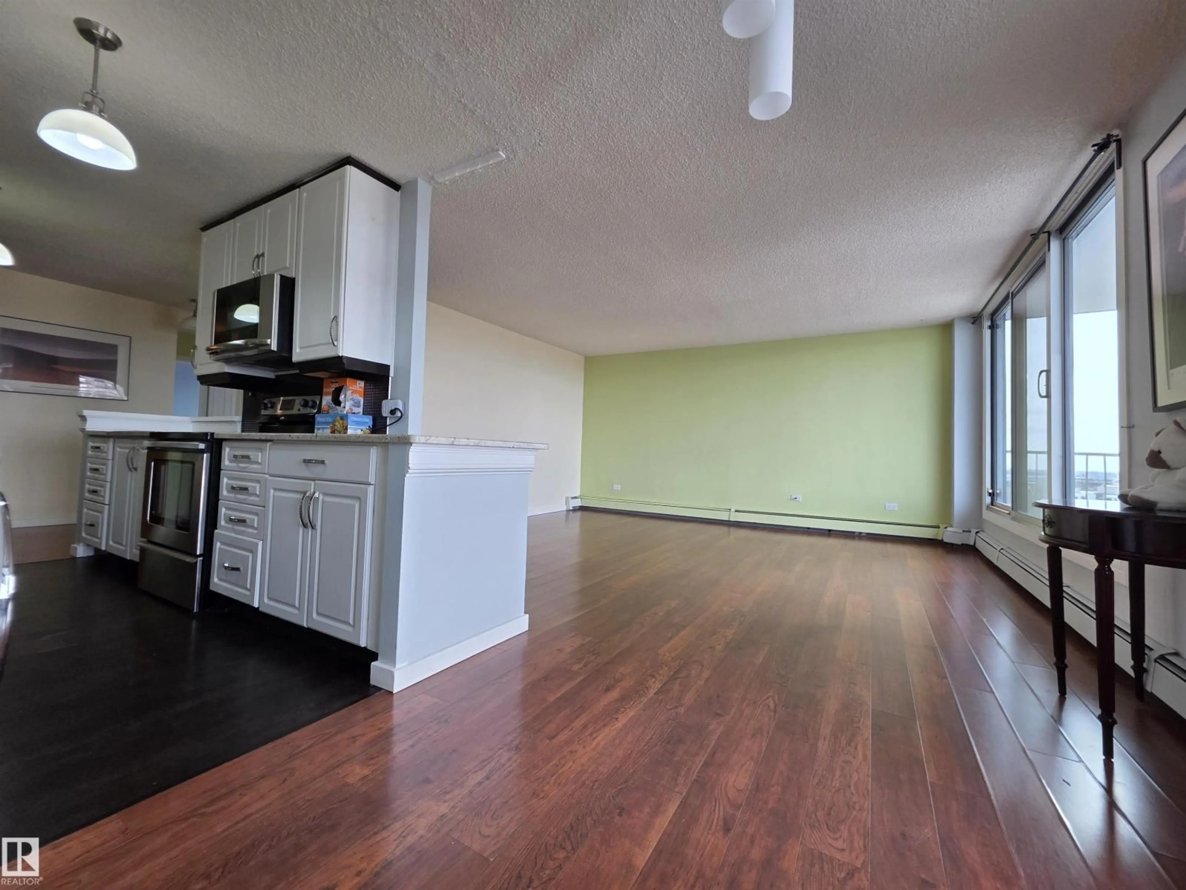 A pic of a room for 1201 - 10135 SASKATCHEWAN DR NW, Edmonton Alberta T6E4Y9