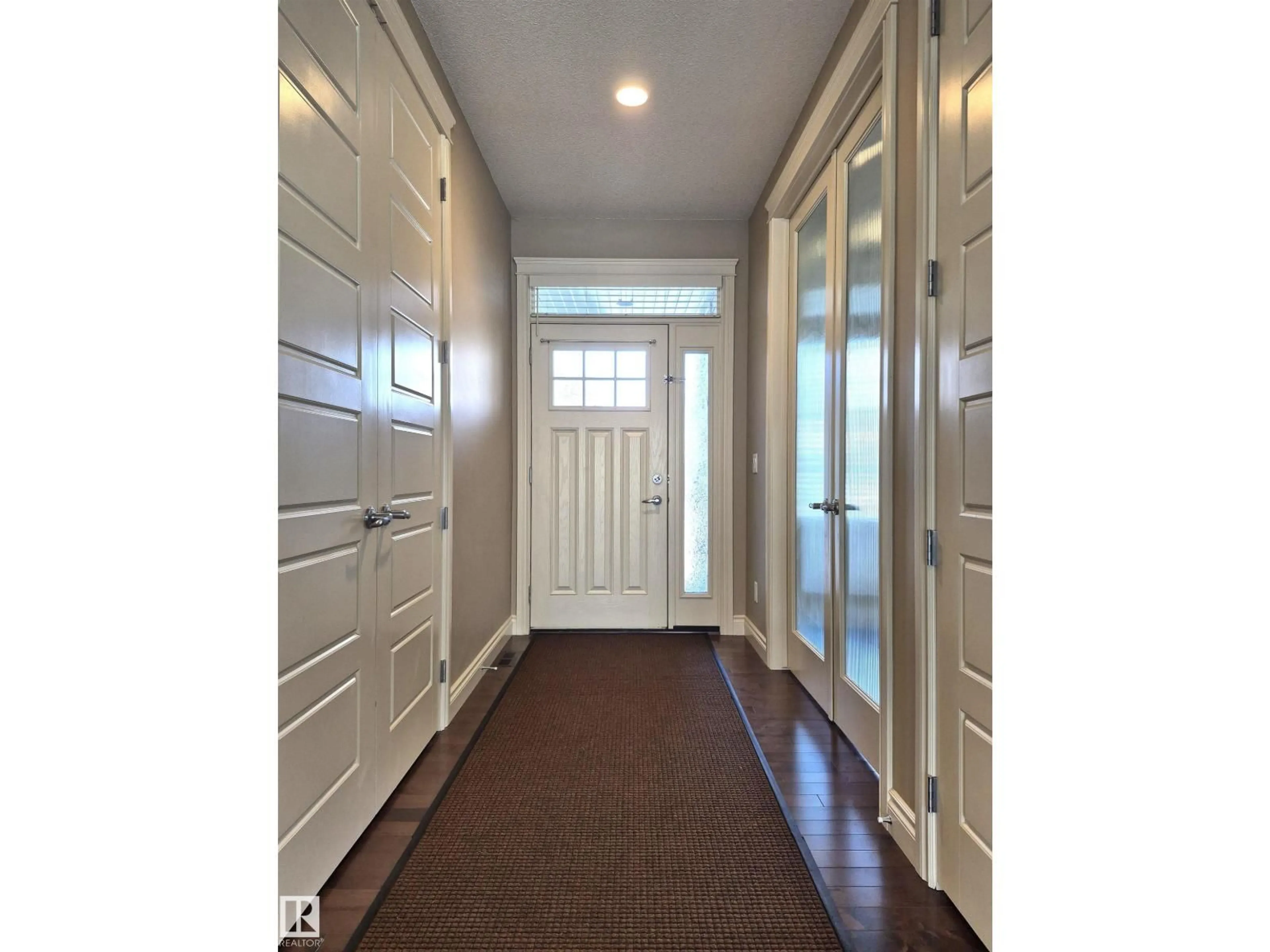 Indoor entryway for SW - 2121 90A ST, Edmonton Alberta T6X0P4