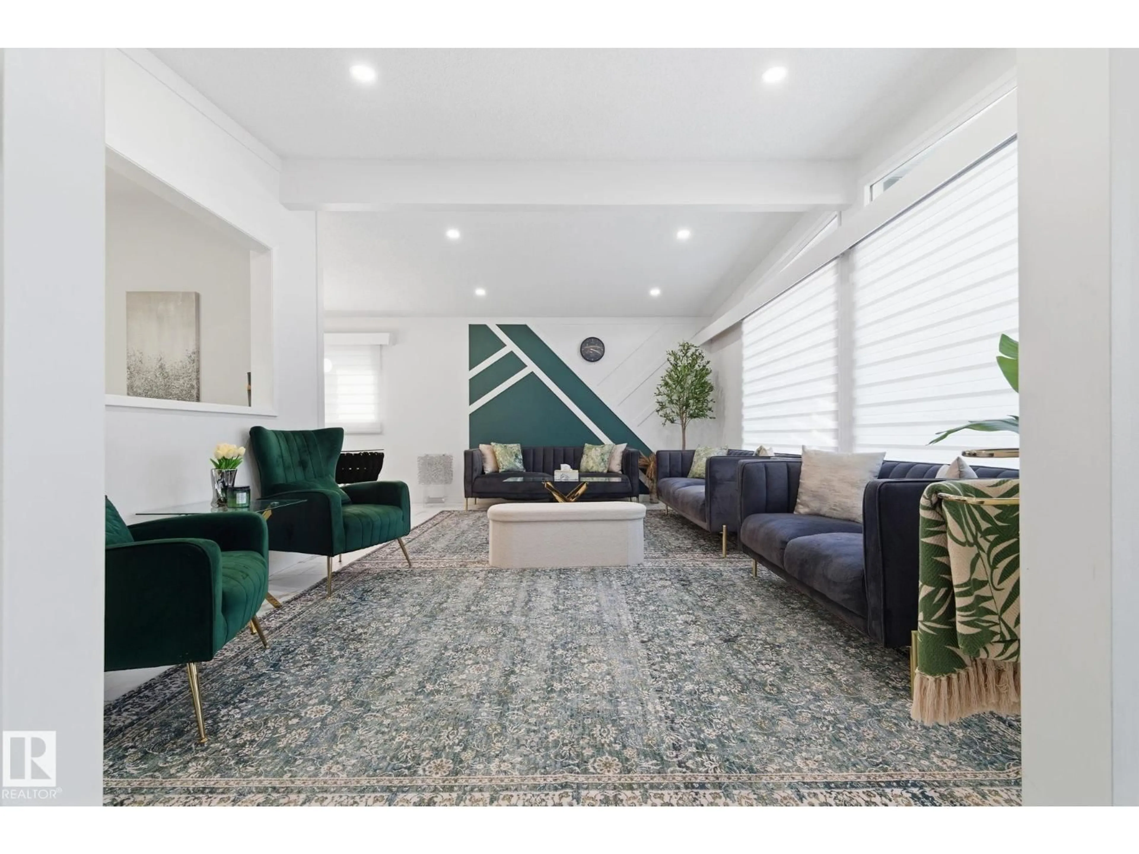 Unknown for 8043 135 AV, Edmonton Alberta T5C2H3