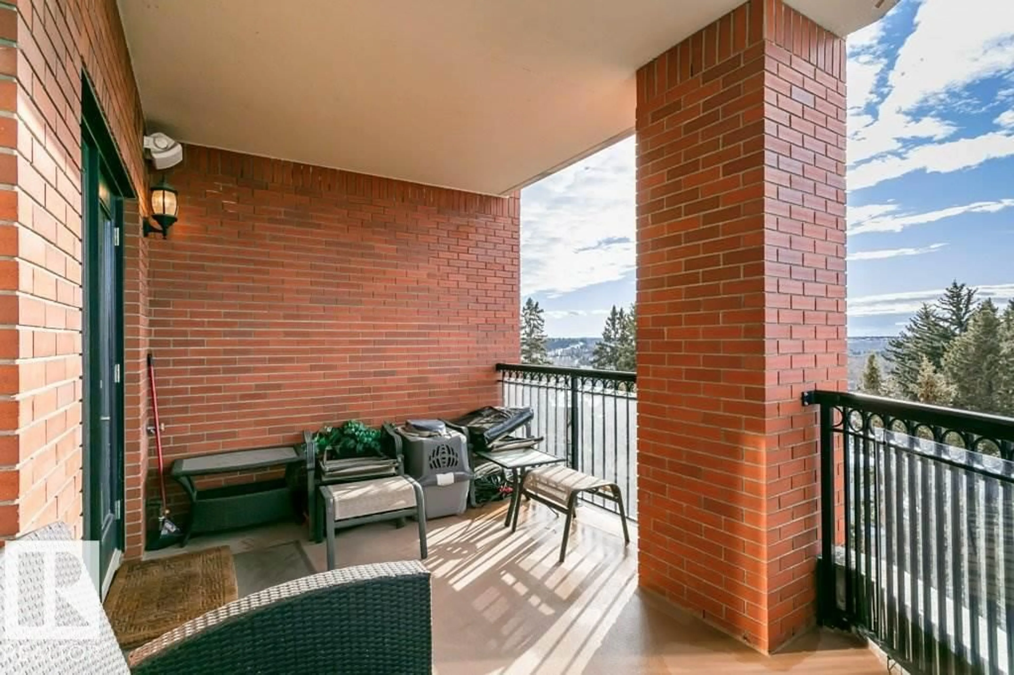 Patio, unknown for #504 - 10108 125 ST, Edmonton Alberta T5N4B6