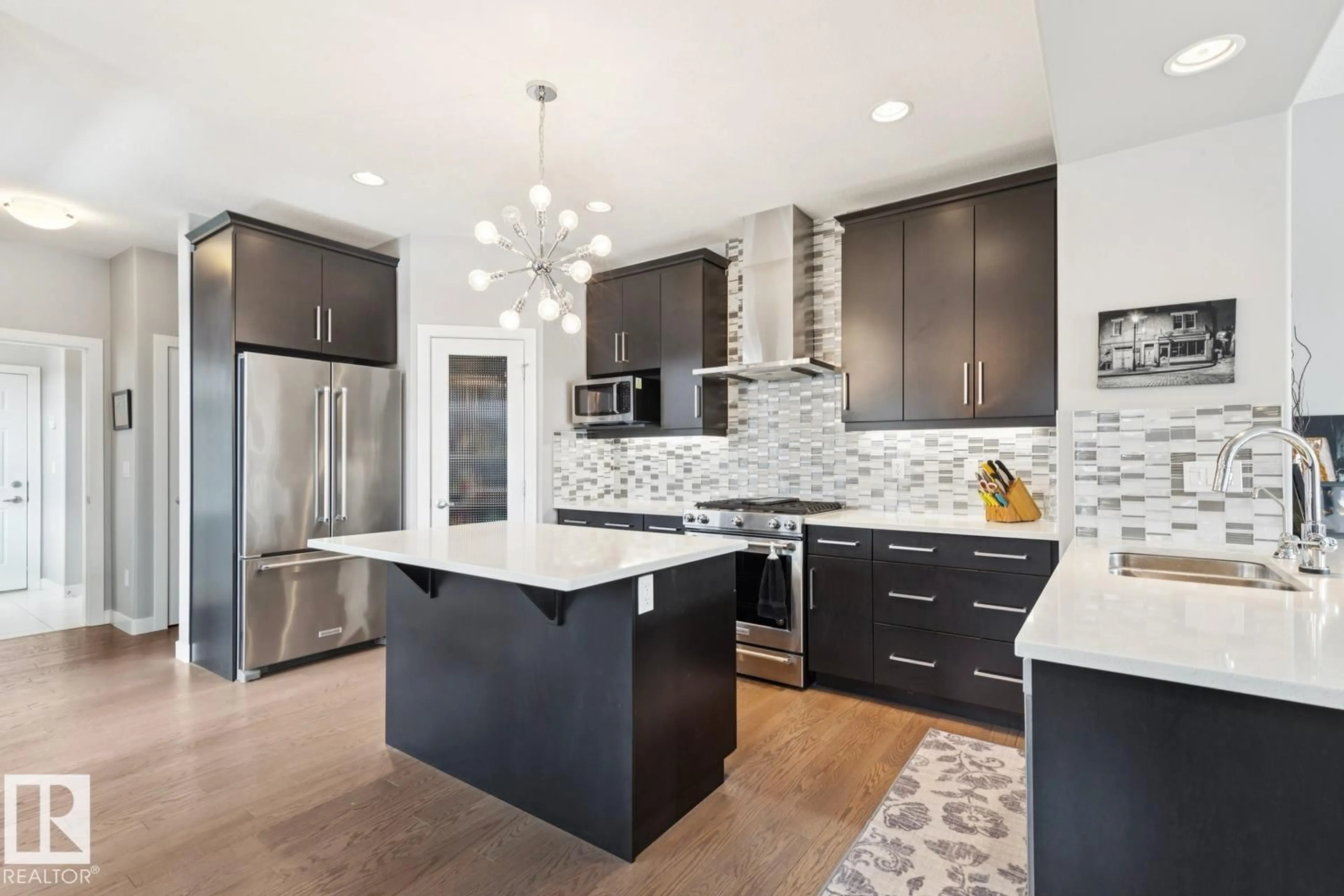 Contemporary kitchen, ceramic/tile floor for 2 FOSBURY LI, Sherwood Park Alberta T8B0B3