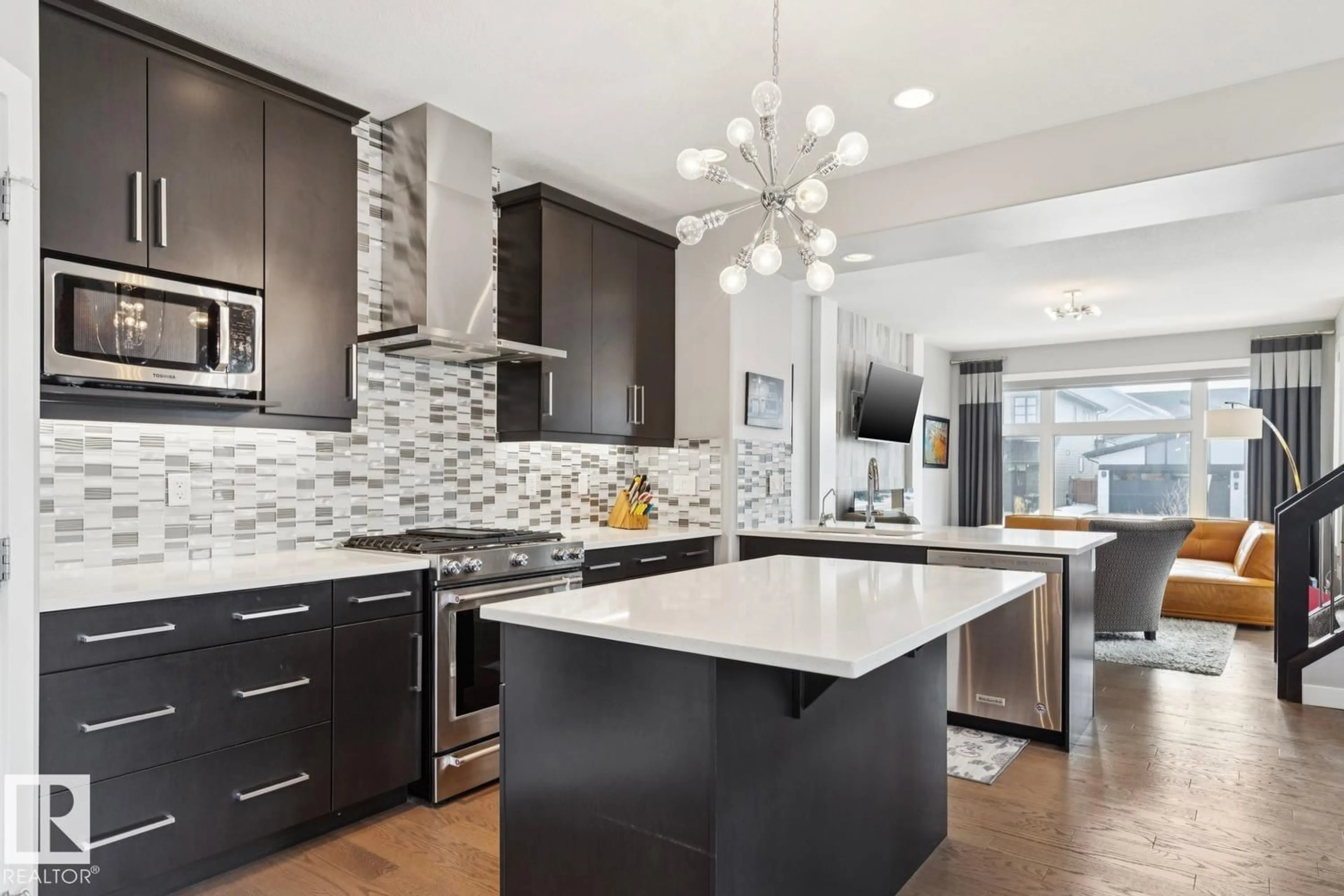 Contemporary kitchen, ceramic/tile floor for 2 FOSBURY LI, Sherwood Park Alberta T8B0B3