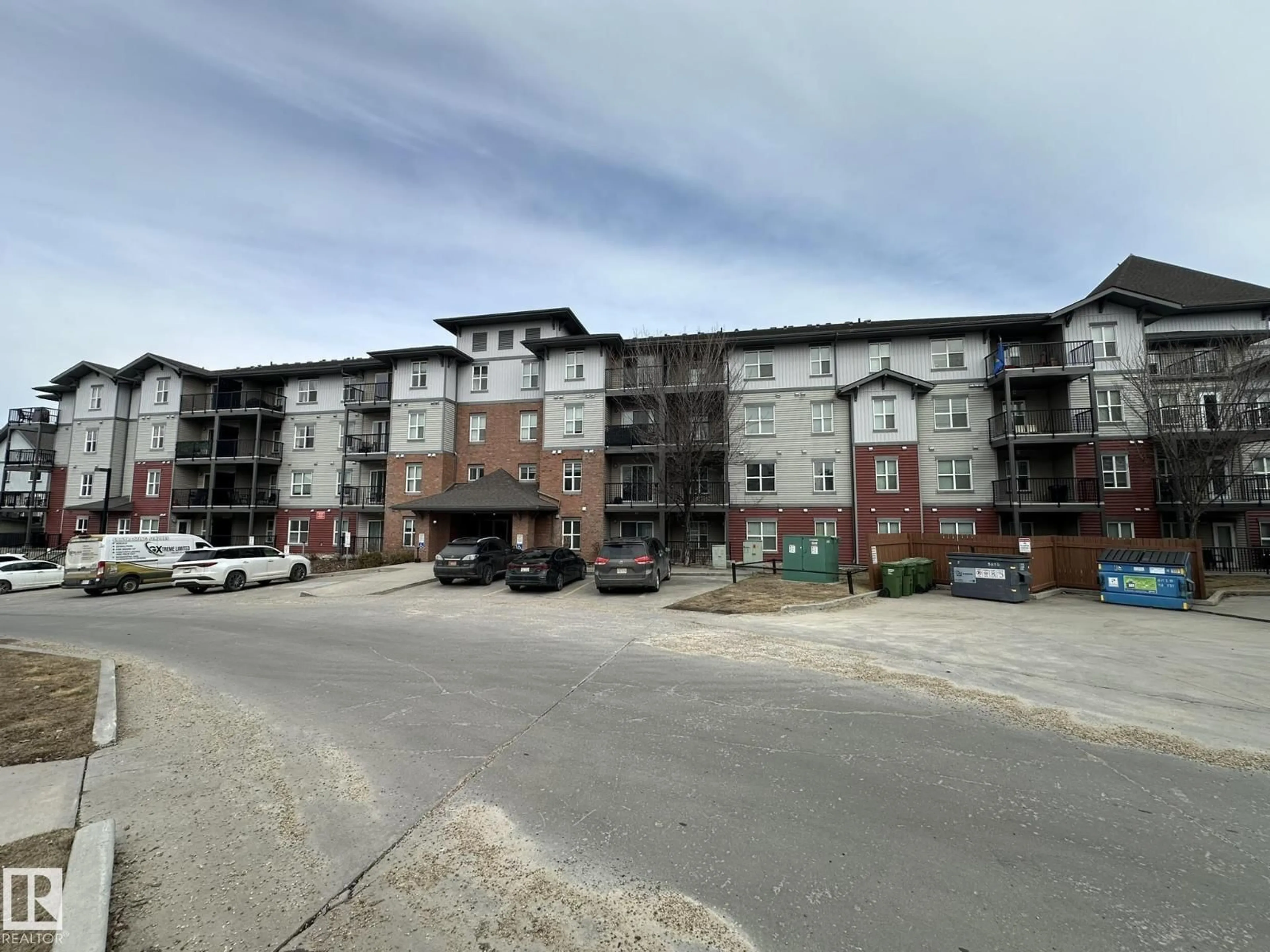 A pic from outside/outdoor area/front of a property/back of a property/a pic from drone, building for 667 - 311 WATT BV, Edmonton Alberta T6X0Y2