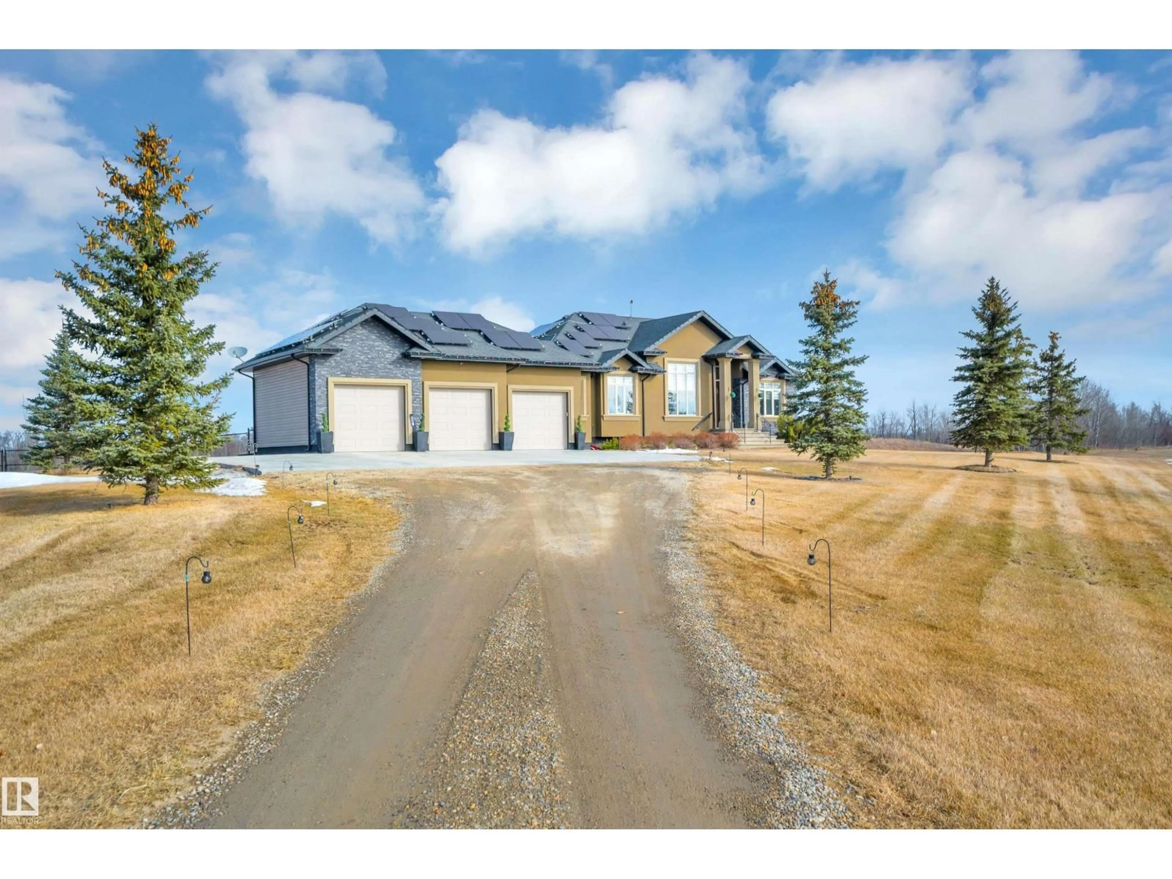 A pic from outside/outdoor area/front of a property/back of a property/a pic from drone, street for 390 50054 RGE RD 232, Rural Leduc County Alberta T4X0K8