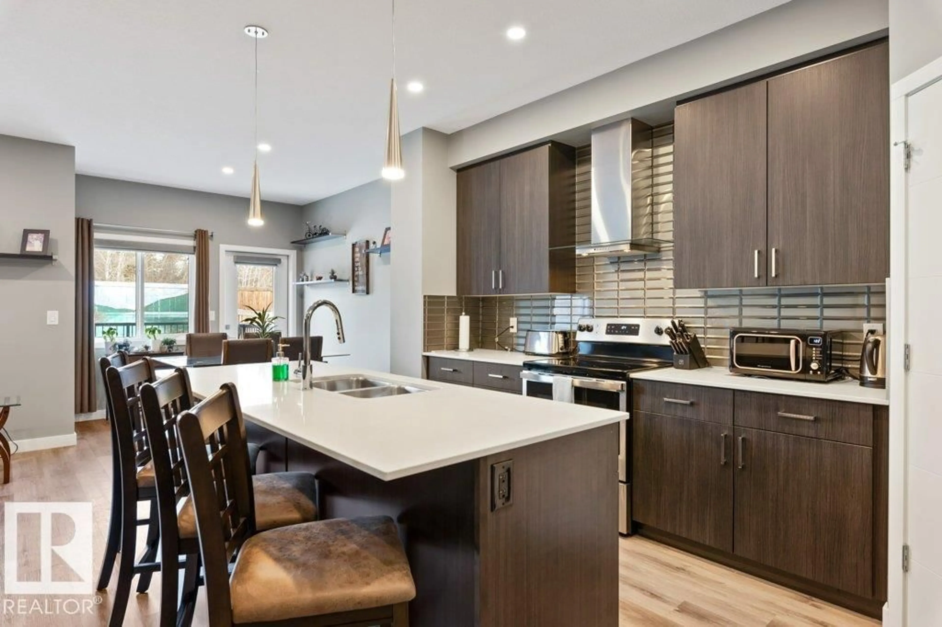 Open concept kitchen, unknown for 76 ROYAL ST, St. Albert Alberta T8N7X4