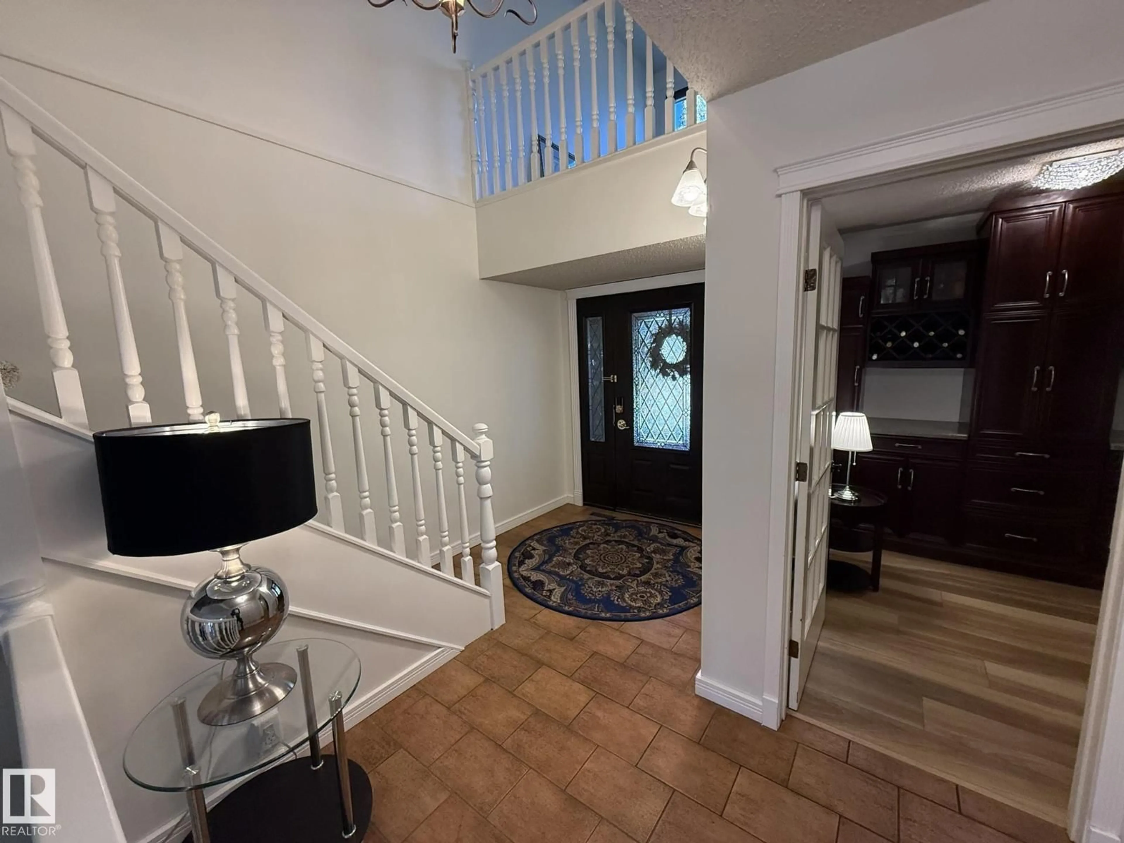 Indoor entryway for 619 WOODBRIDGE WY, Sherwood Park Alberta T8A4E4