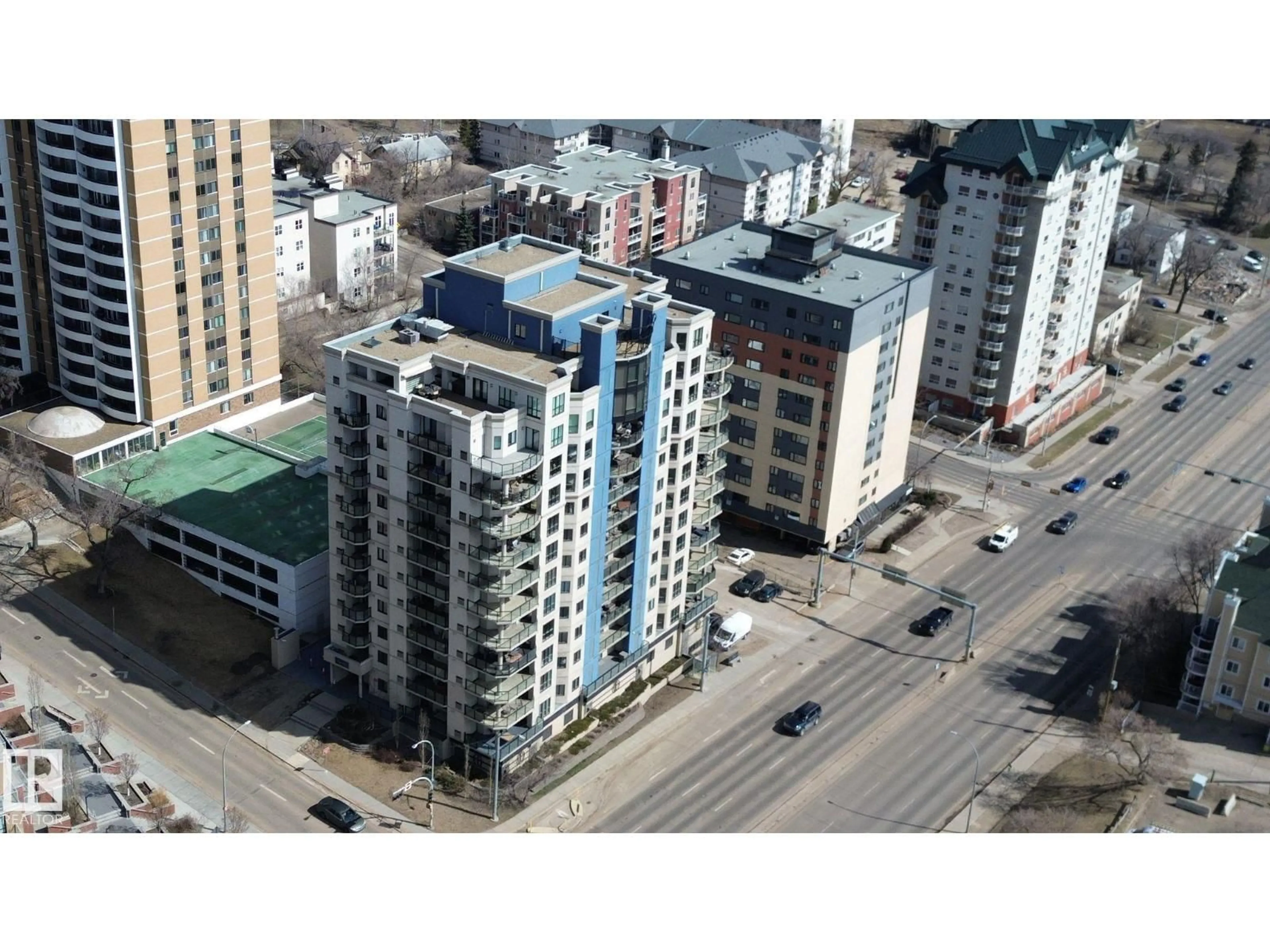 A pic from outside/outdoor area/front of a property/back of a property/a pic from drone, city buildings view from balcony for 707 - 9707 106 ST, Edmonton Alberta T5K0B7