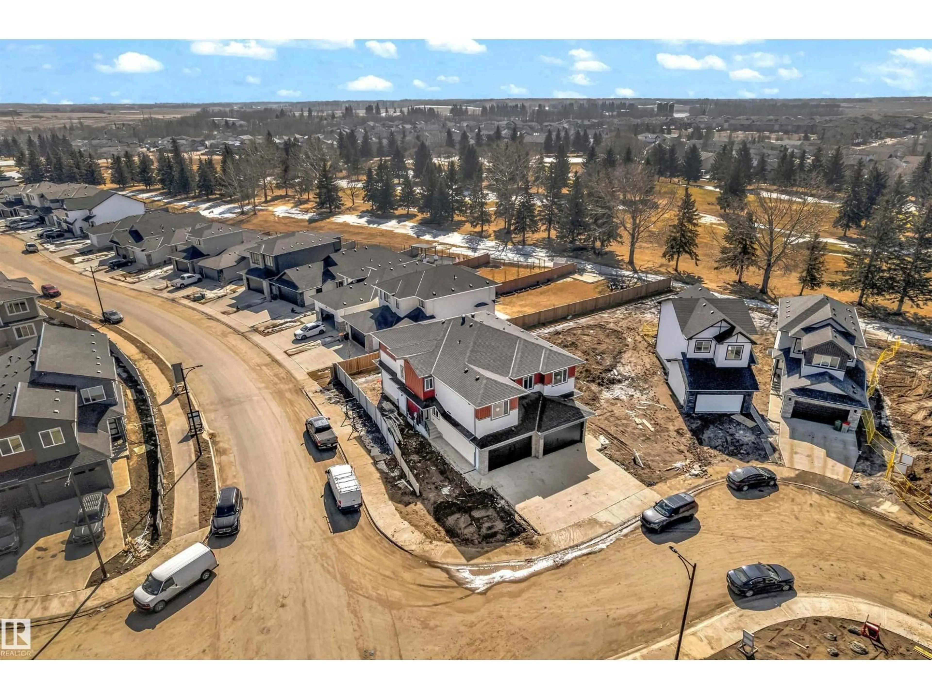 A pic from outside/outdoor area/front of a property/back of a property/a pic from drone, unknown for 4 GRAYSON GR, Stony Plain Alberta T7Z0P3