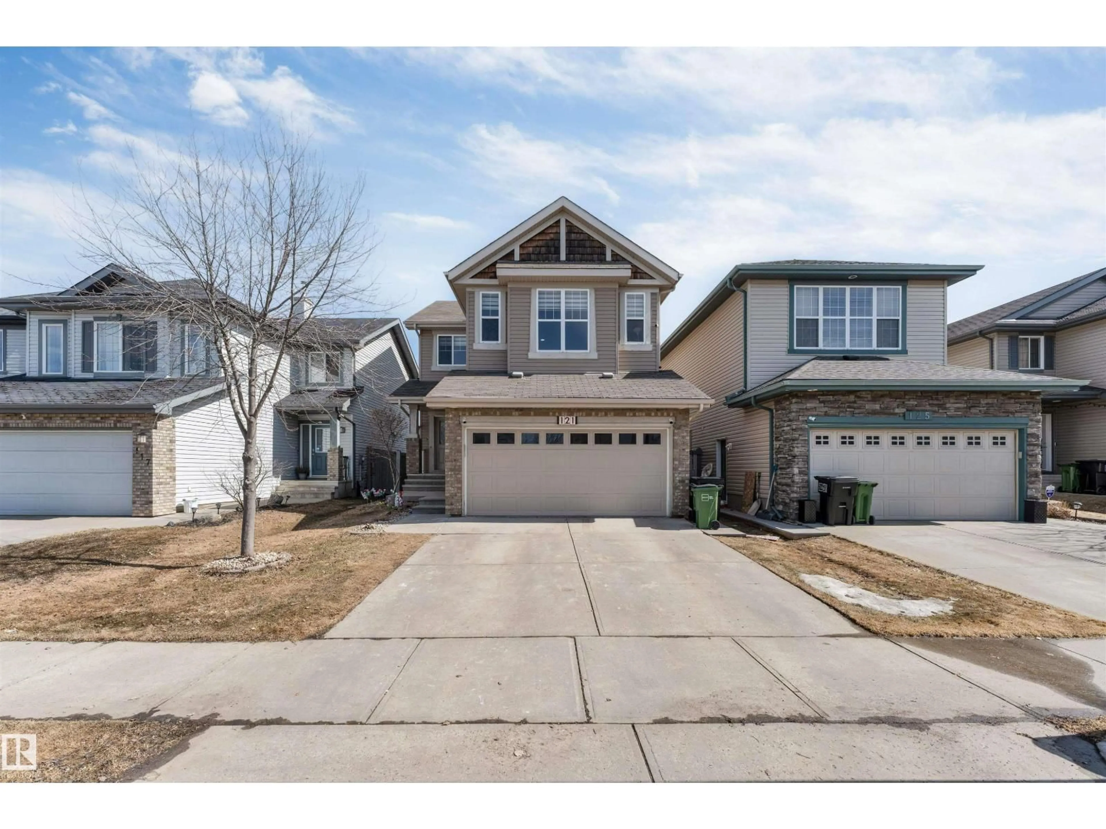 Home with vinyl exterior material, street for 121 64 ST, Edmonton Alberta T6X0B6