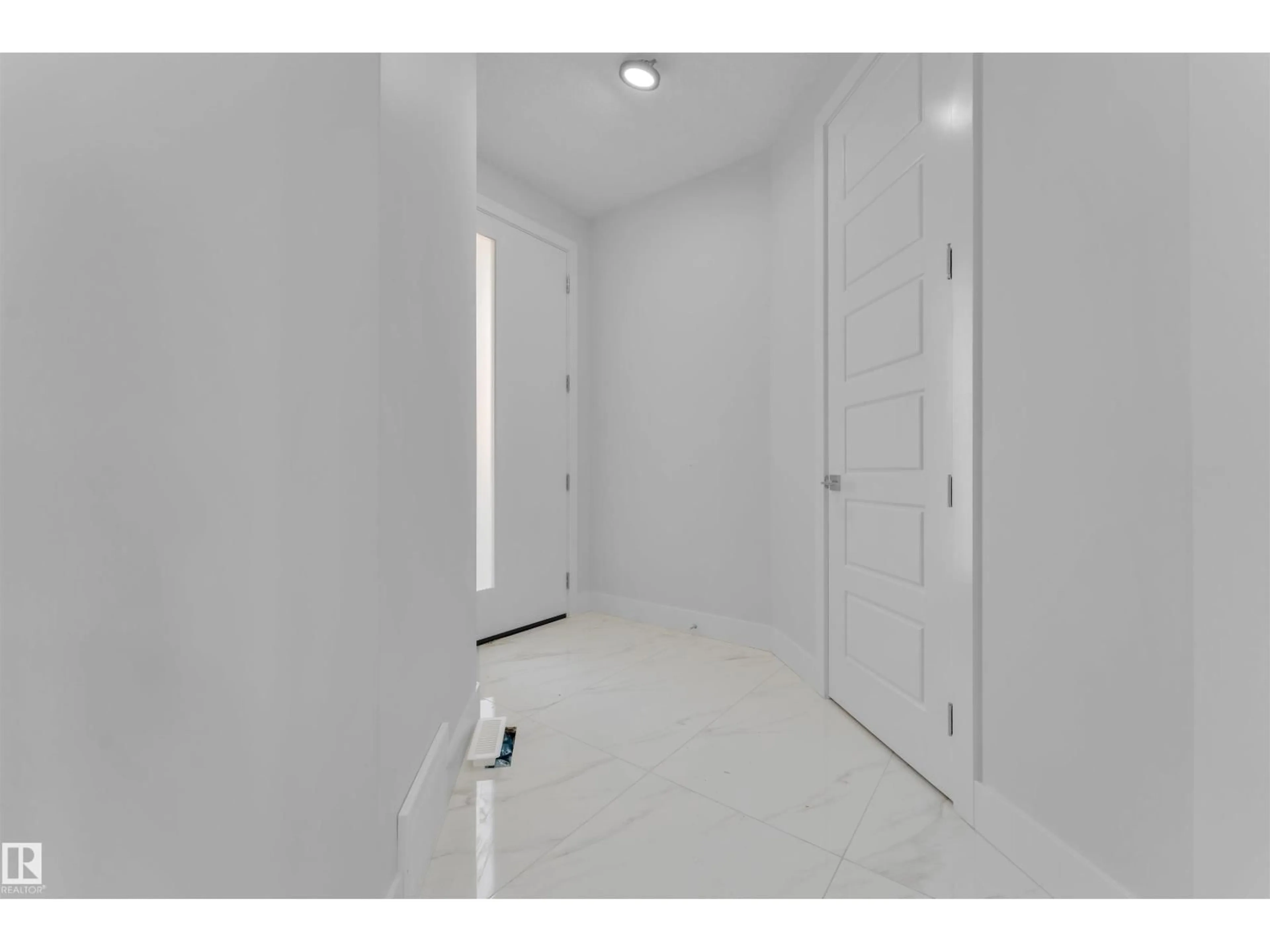 Indoor entryway for 4312 36 ST, Beaumont Alberta T4X3G8