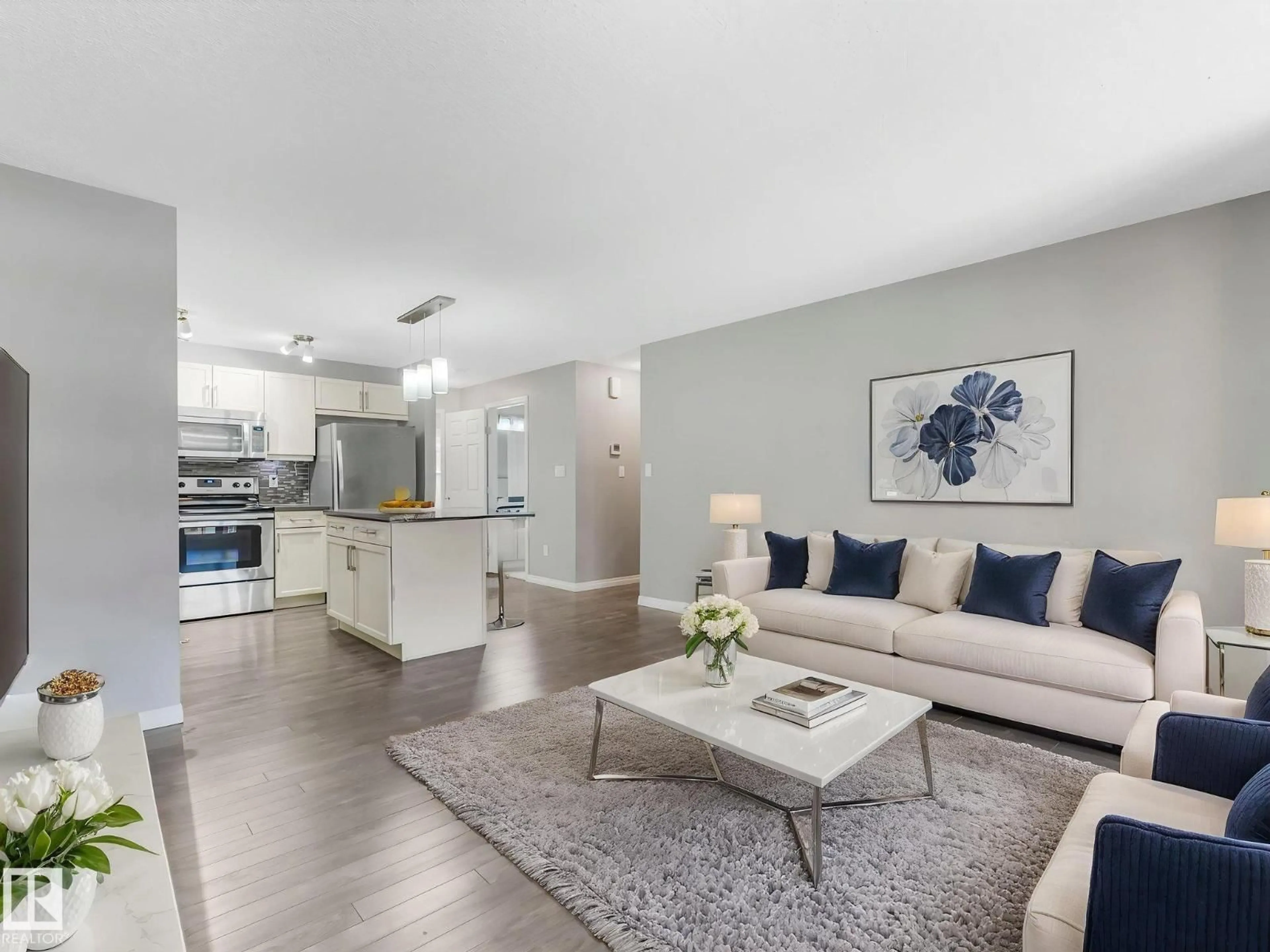 Living room with furniture, unknown for 29 - 4029 ORCHARDS DR, Edmonton Alberta T6X1V2