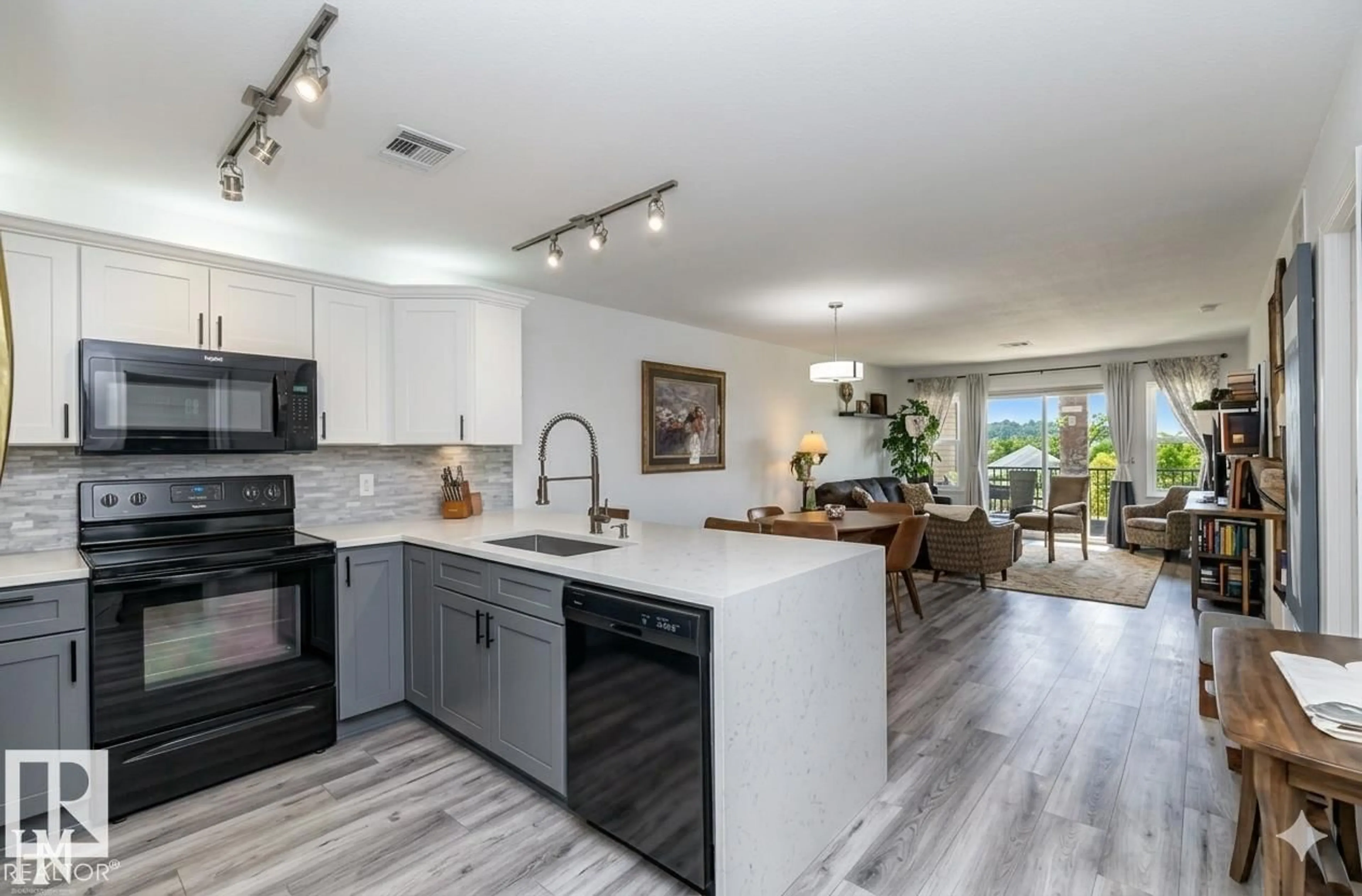 Open concept kitchen, unknown for 400 PALISADES WY, Sherwood Park Alberta T8H0H4