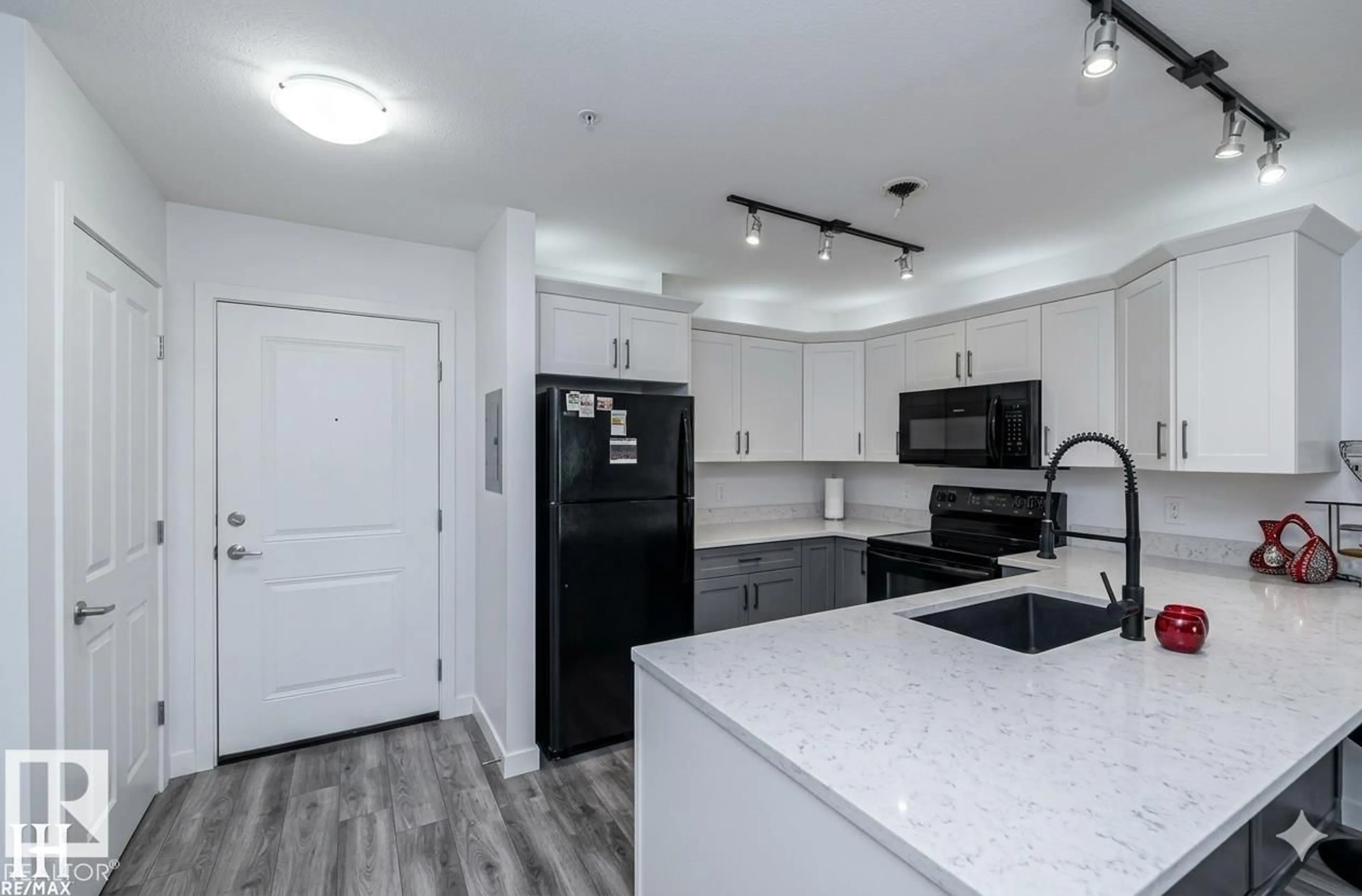 Open concept kitchen, unknown for 400 PALISADES WY, Sherwood Park Alberta T8H0H4