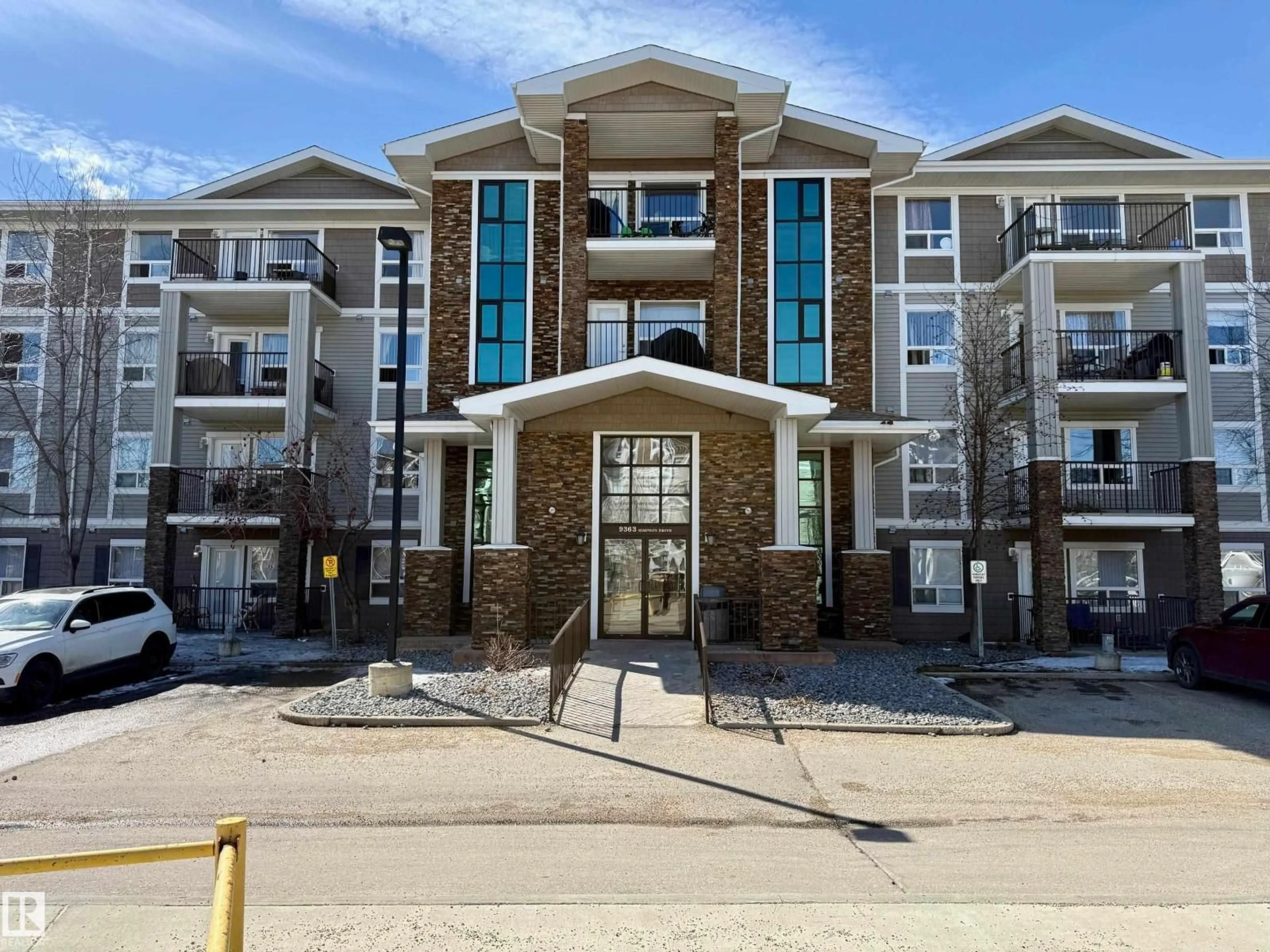 Unknown for 1302 SIMPSON DR, Edmonton Alberta T6R0N2