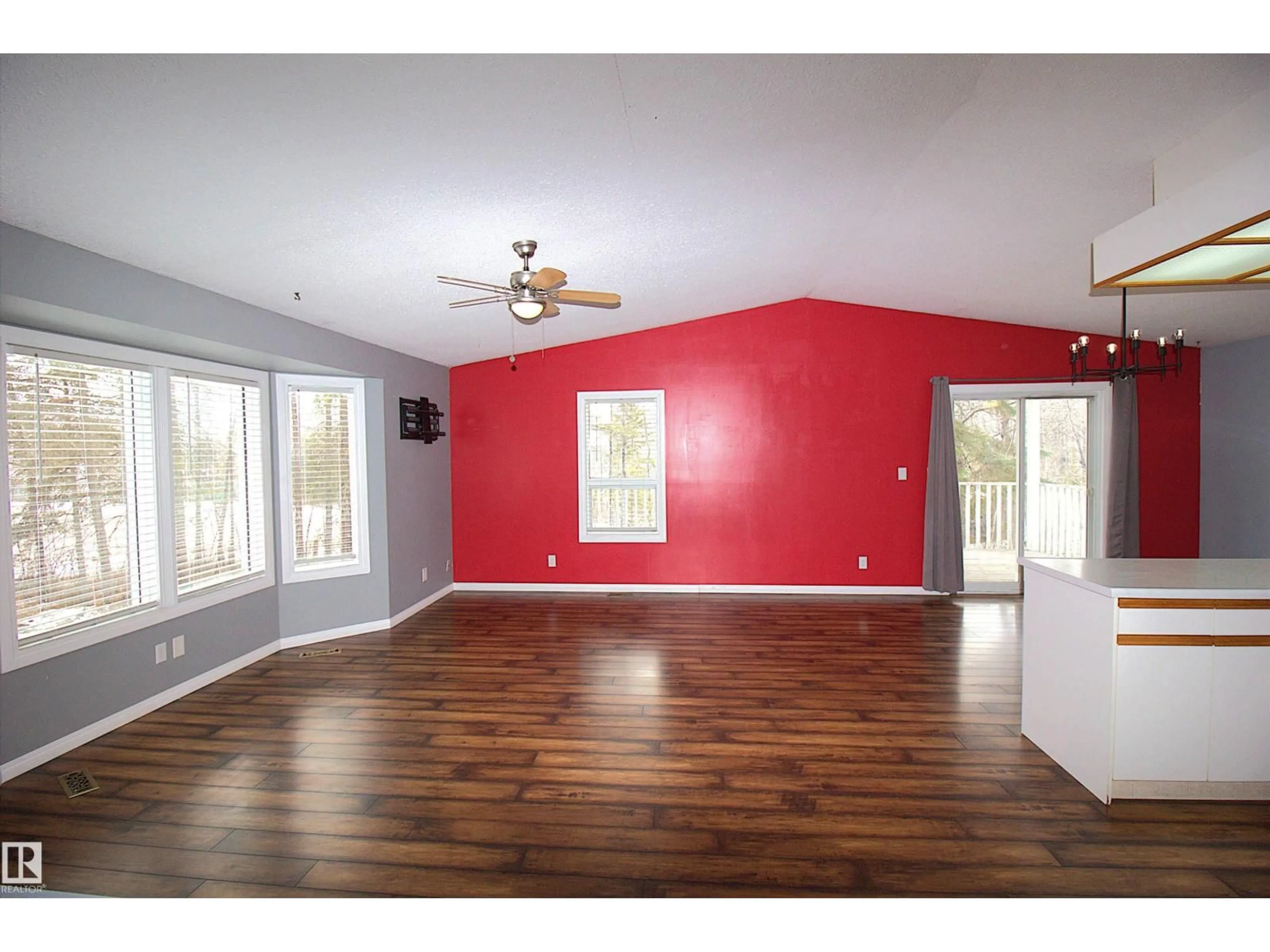 A pic of a room for 202 202 - 59412 RNG ROAD 95, Rural St. Paul County Alberta T0A3A0