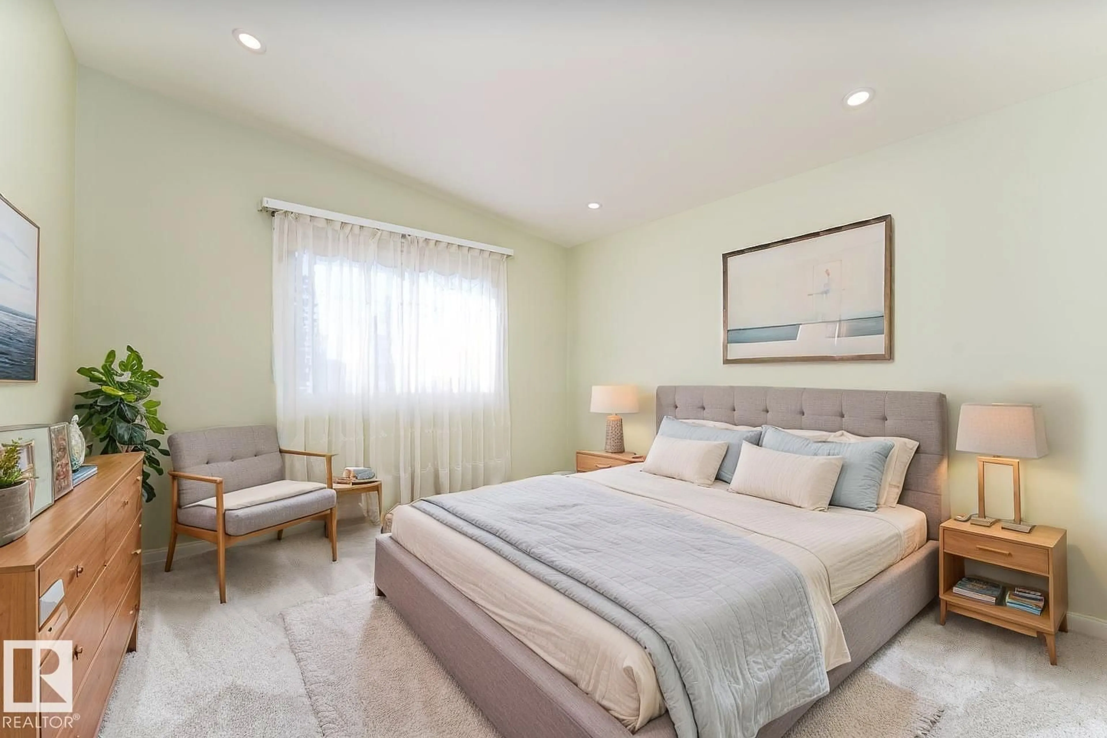 Bedroom with bed, unknown for NW - 9523 134 AV, Edmonton Alberta T5E1H8