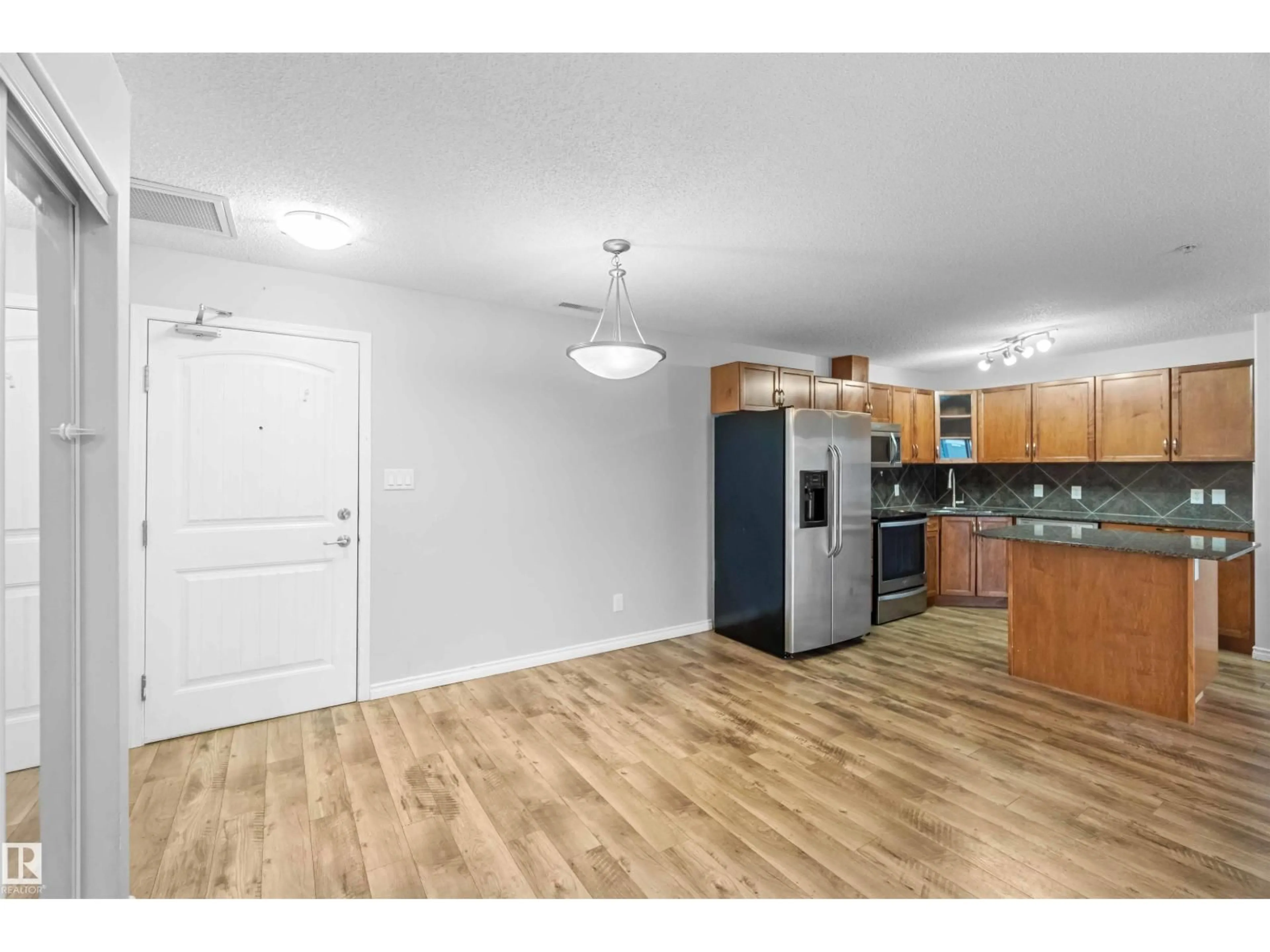 Unknown for 319 17415 99 AV, Edmonton Alberta T5T0W8