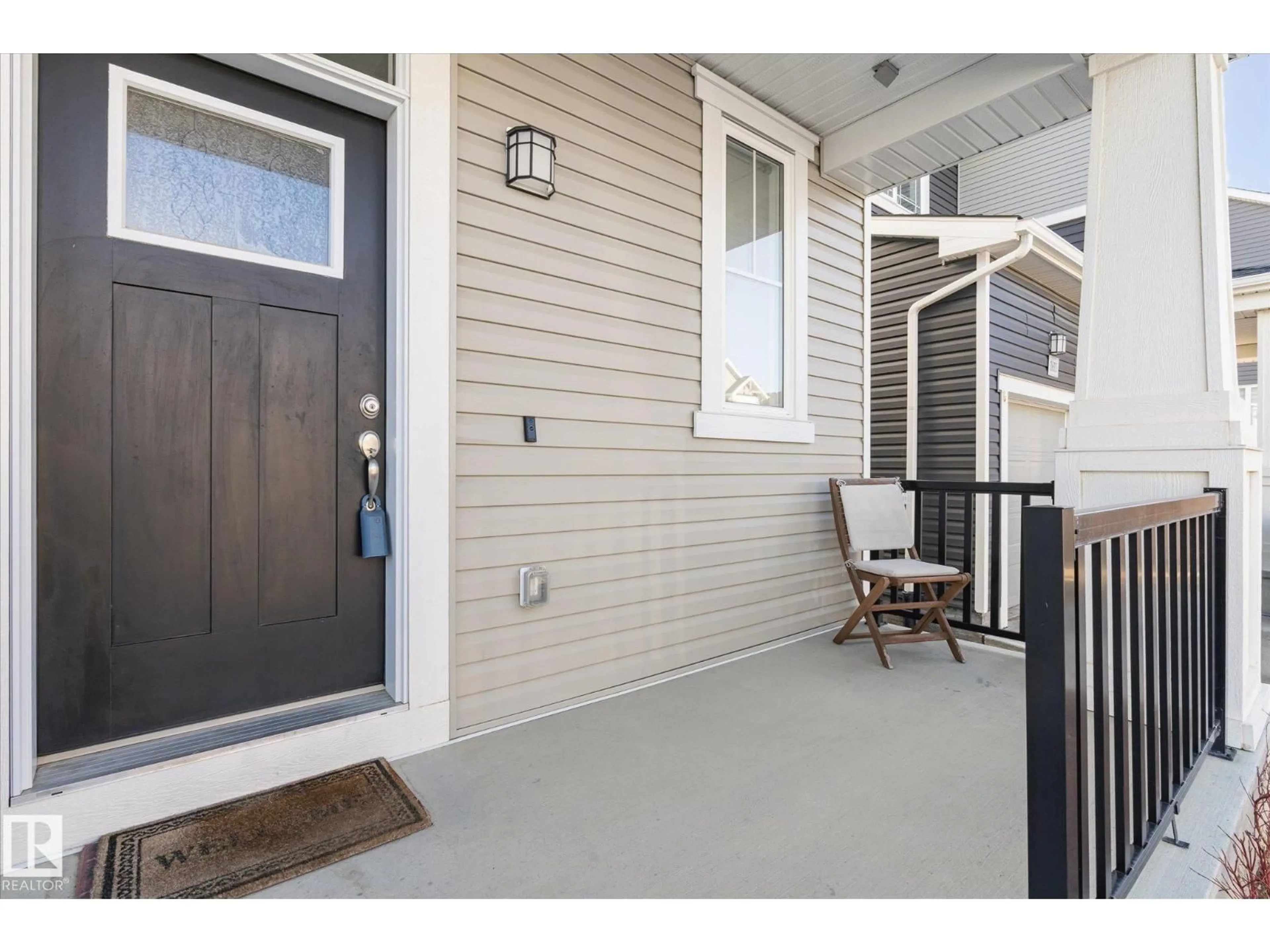 Indoor entryway for NW - 1615 203 ST, Edmonton Alberta T6M1K8