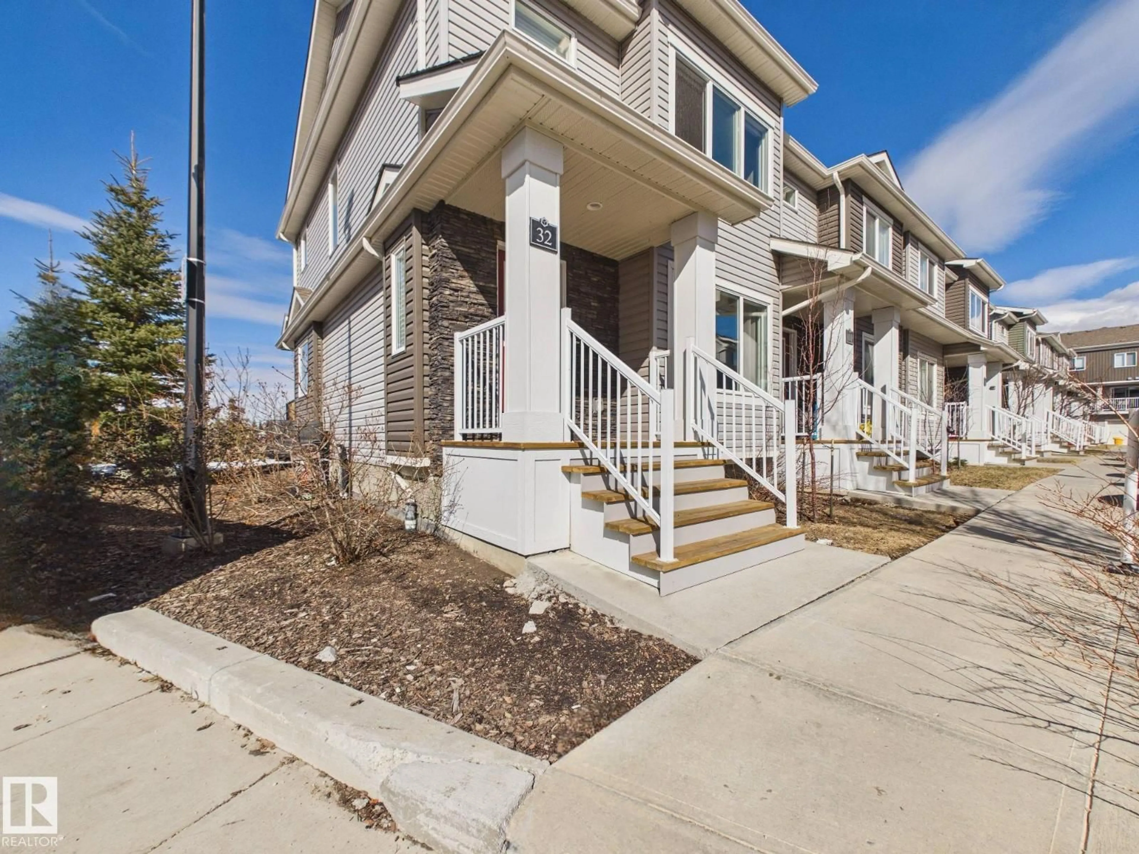 Unknown for #32 - 2121 HADDOW DR, Edmonton Alberta T6R0W6