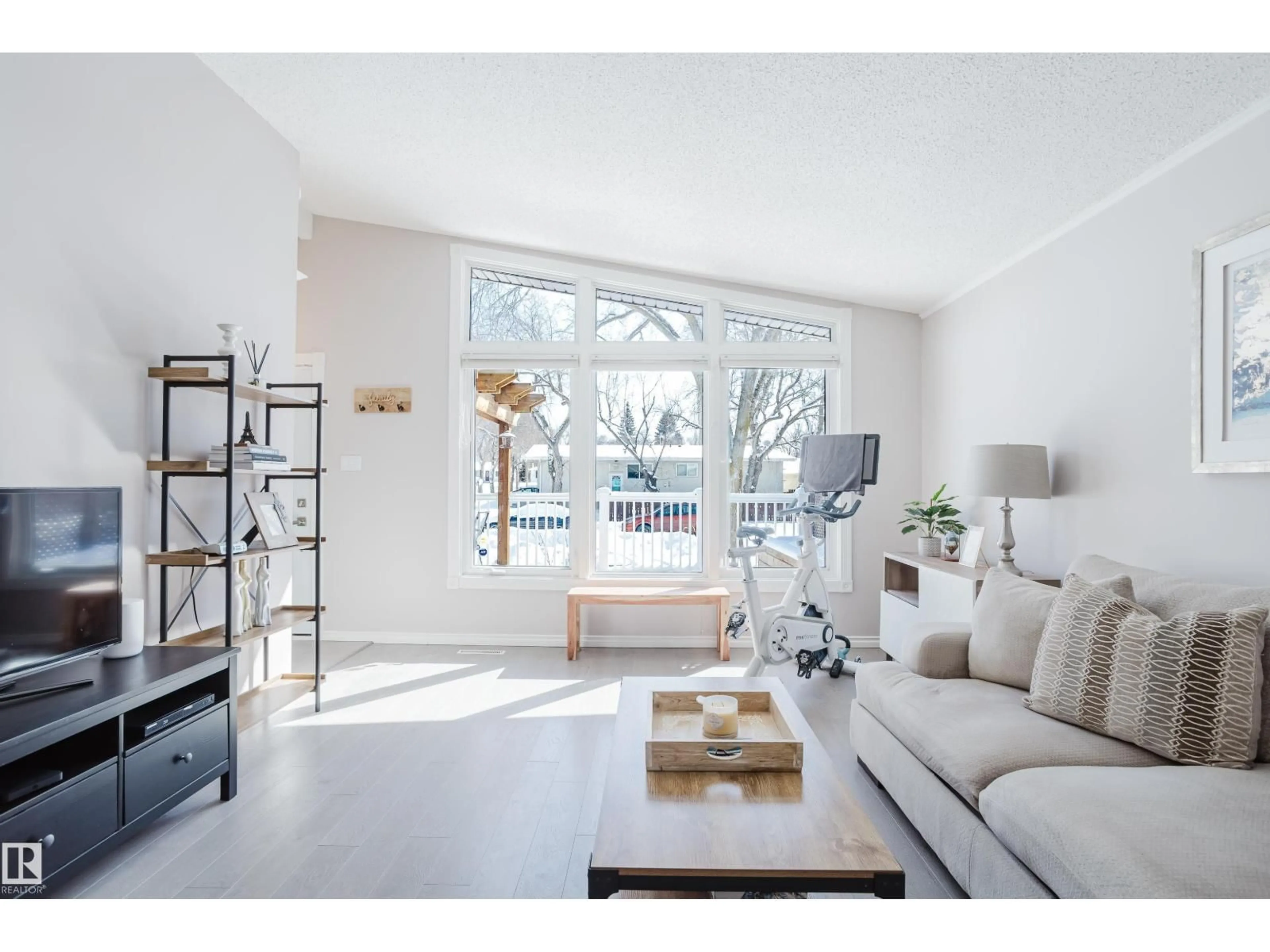 Living room with furniture, unknown for 13 SORREL CR, St. Albert Alberta T8N0K4