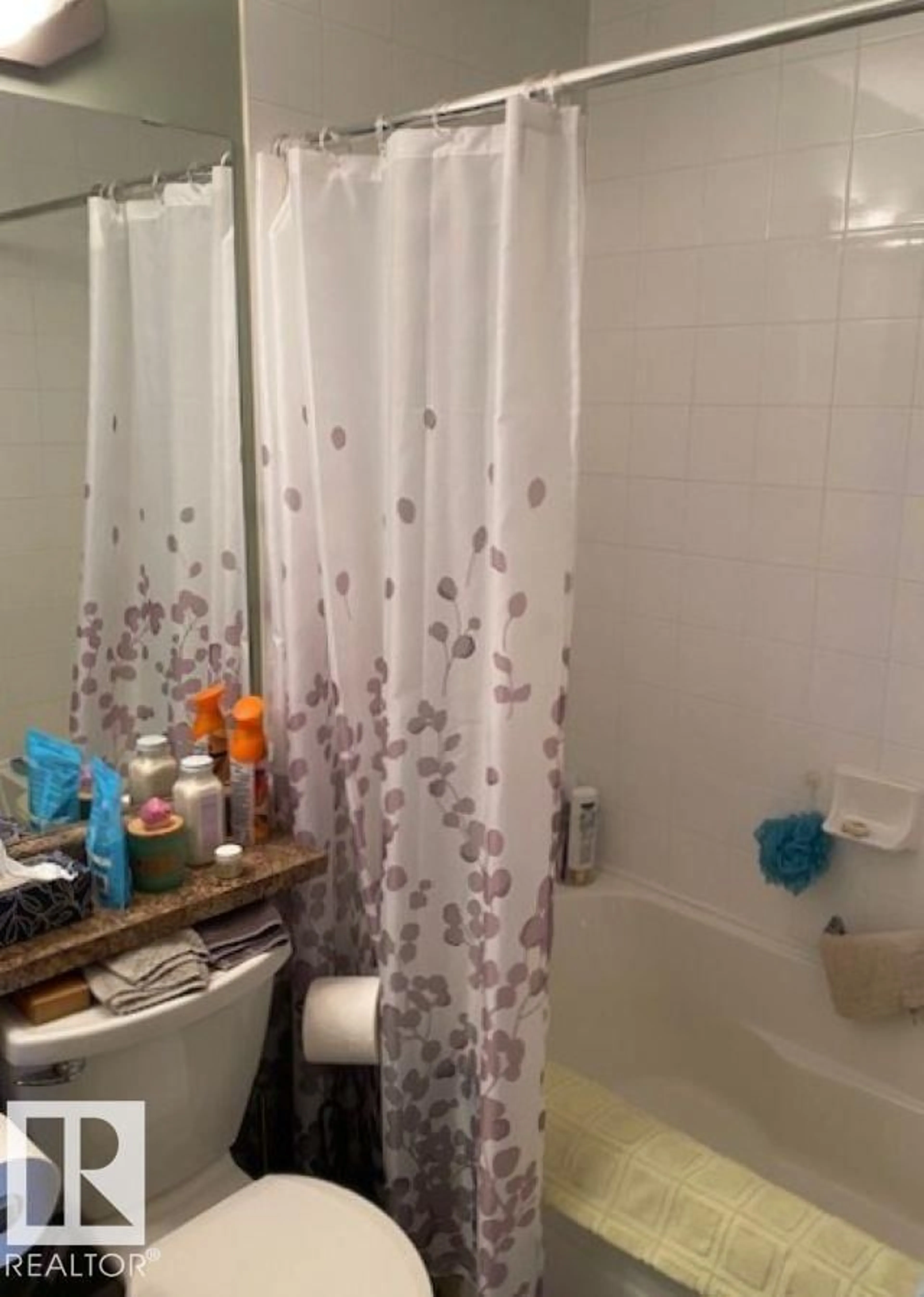 Standard bathroom, floor is not visible for 404 73 A MCKENNEY AV, St. Albert Alberta T8N7E6