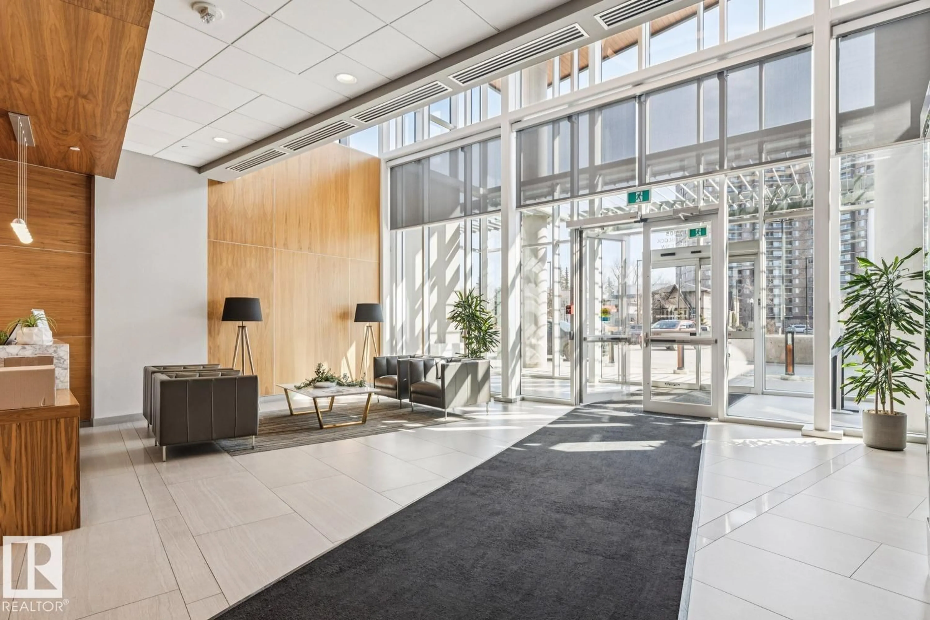 Indoor foyer for #703 - 14105 BLOCK DR, Edmonton Alberta T5N1L5