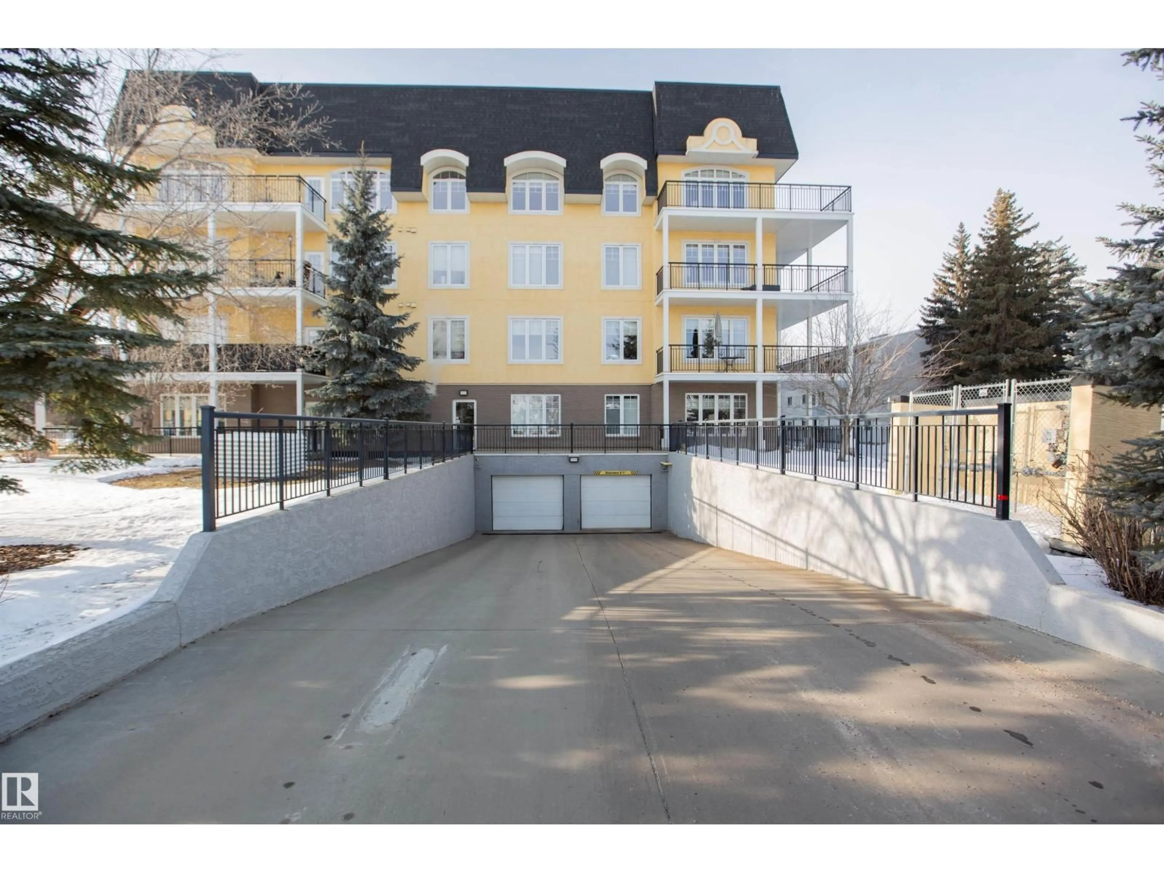 Unknown for 404 - 9820 165 ST, Edmonton Alberta T5P0N3