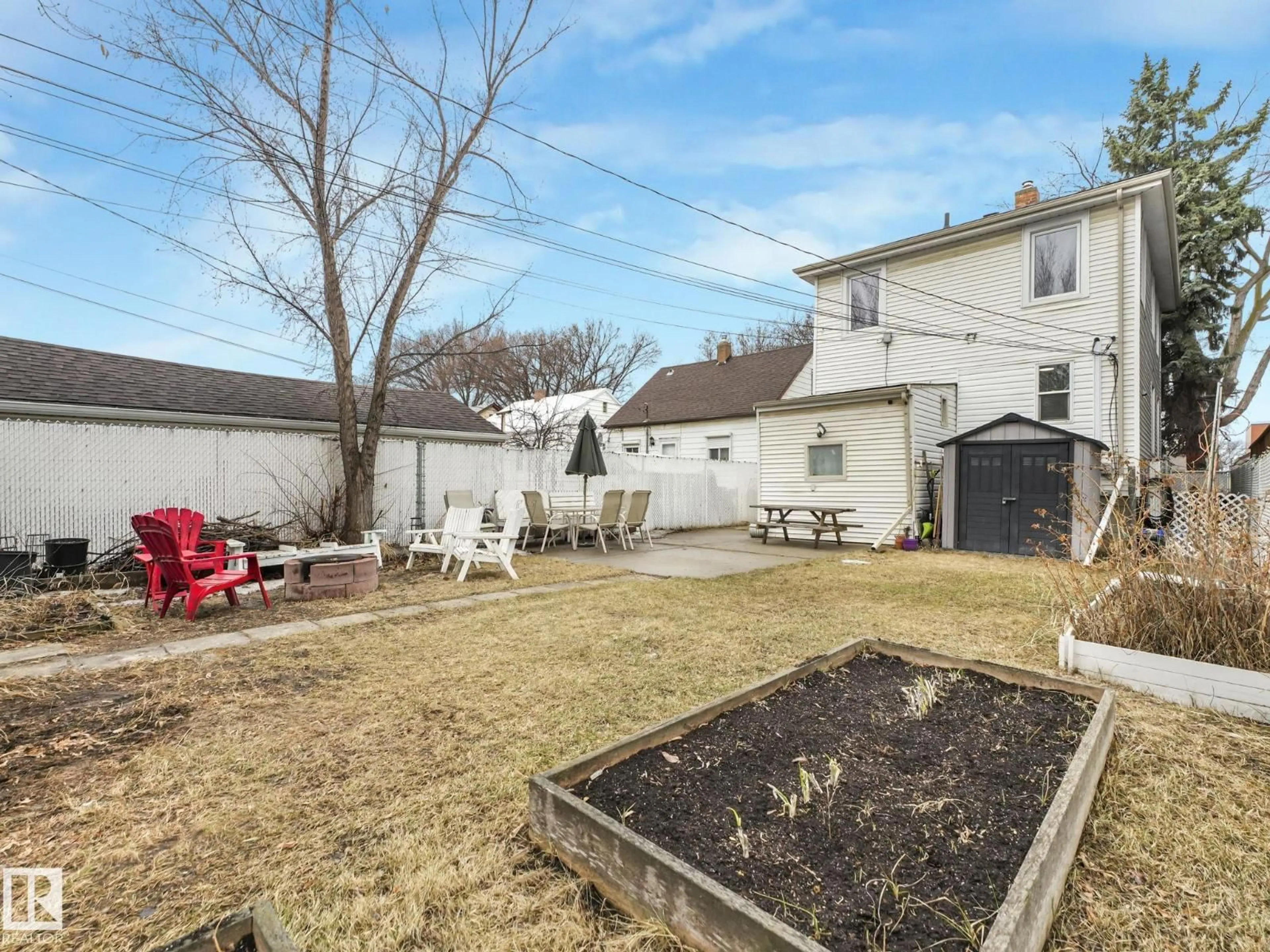 Unknown for NW - 12141 96 ST, Edmonton Alberta T5G1V9