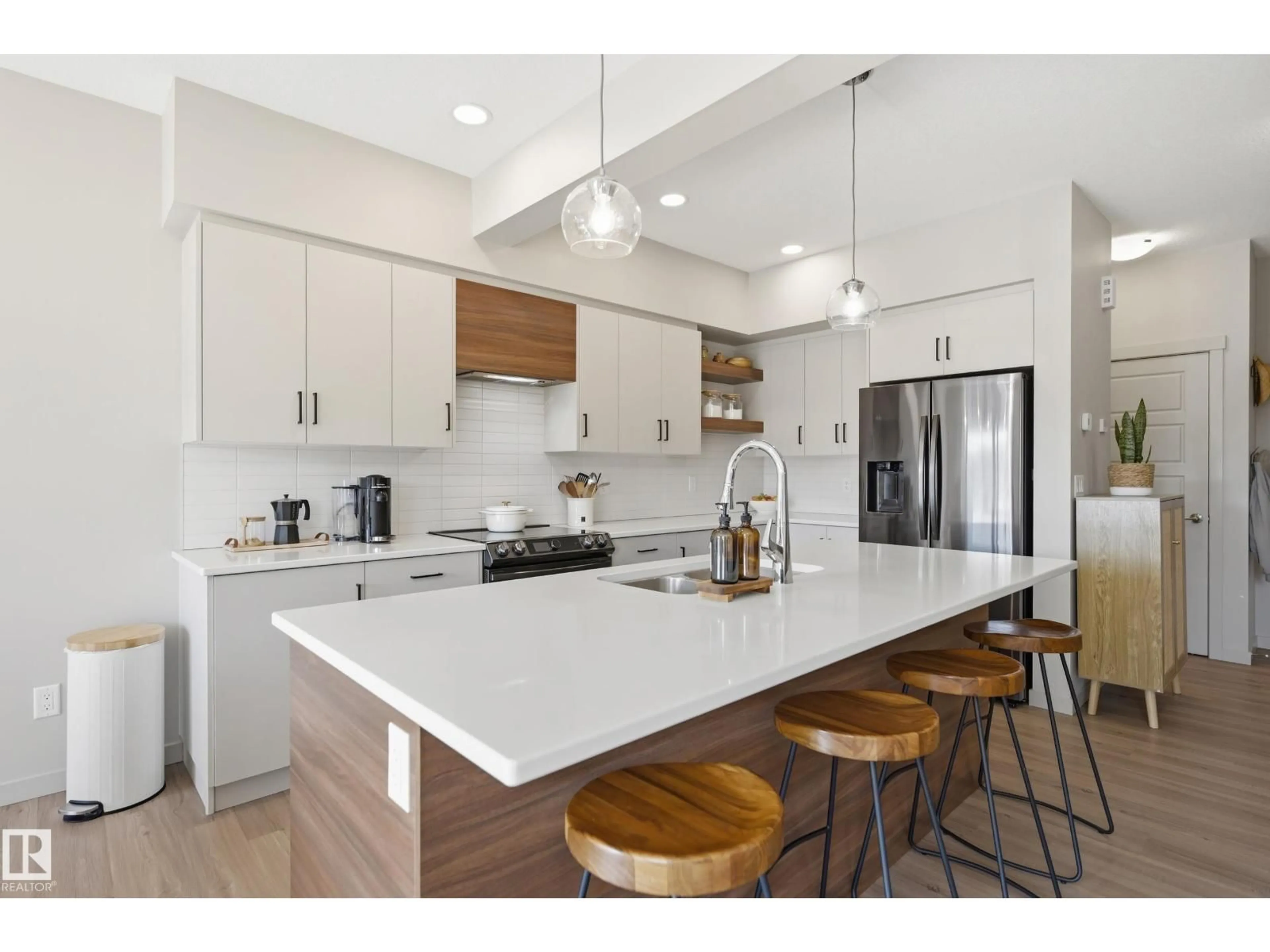 Open concept kitchen, unknown for 50 - 55 EDINBURGH CRT, St. Albert Alberta T8N7X5