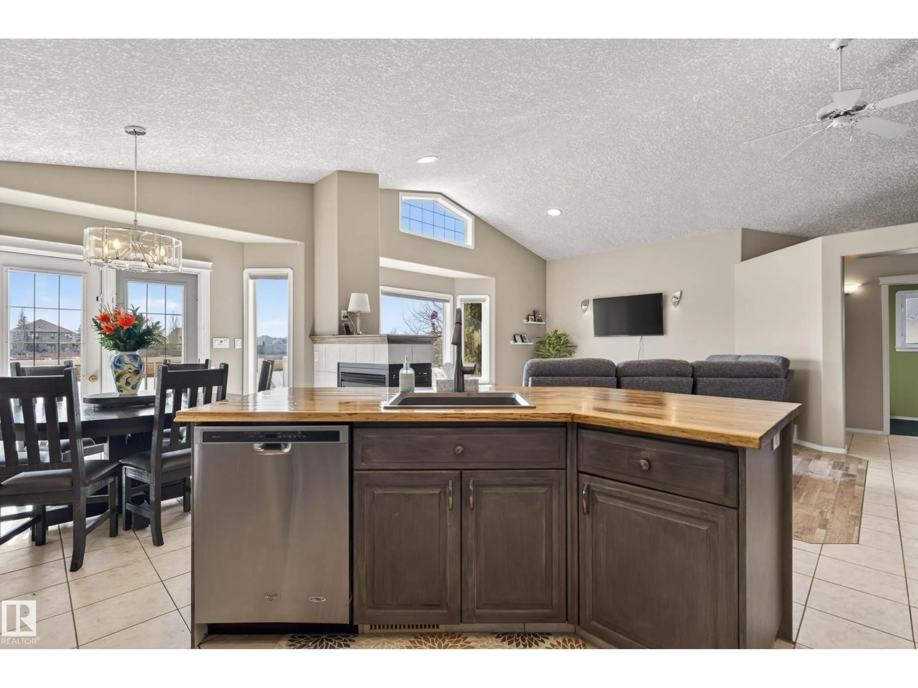 Open concept kitchen, unknown for 5301 40 AV, Beaumont Alberta T4X1N4