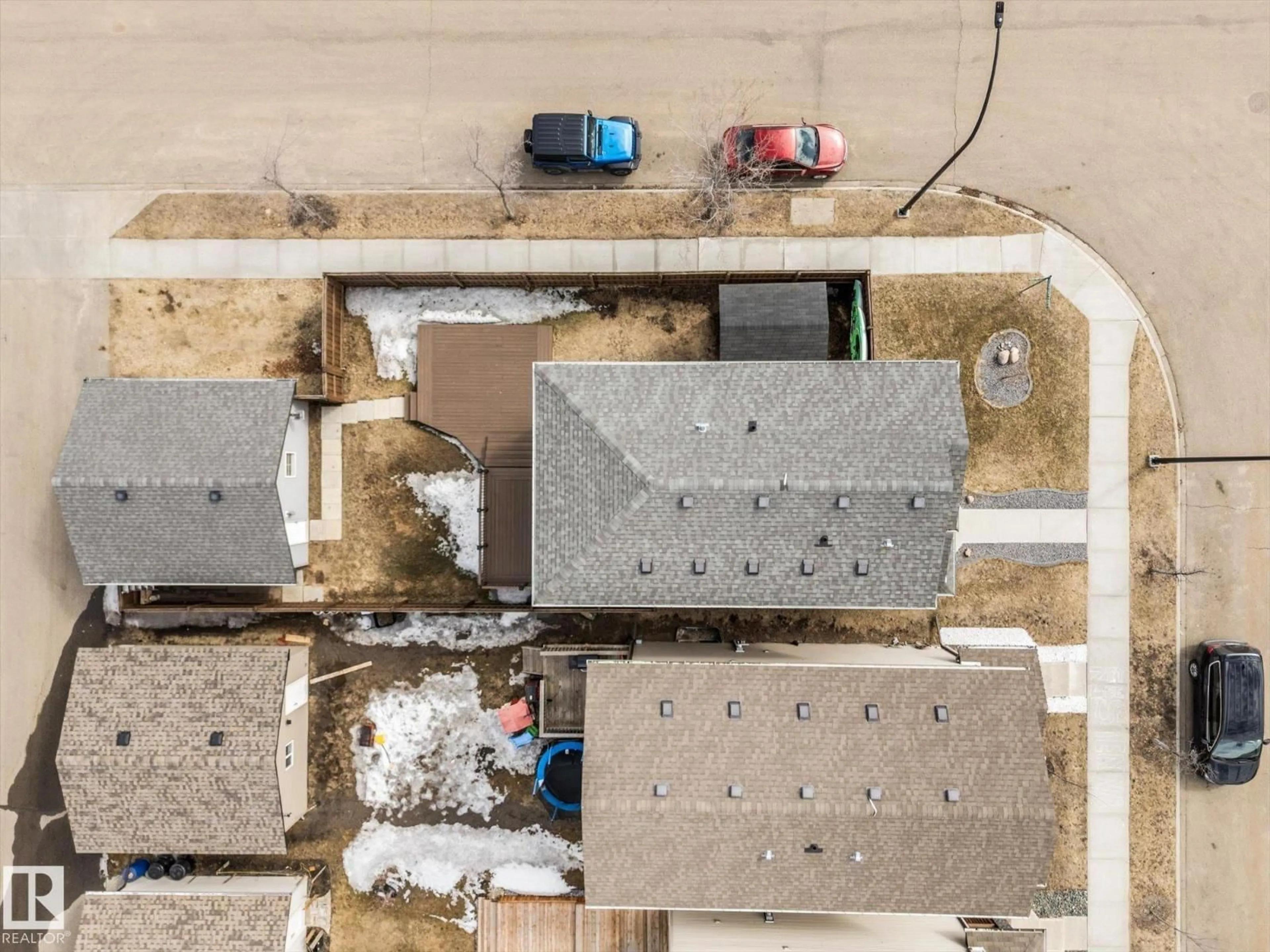 A pic from outside/outdoor area/front of a property/back of a property/a pic from drone, street for 1 CURRANT CR, Fort Saskatchewan Alberta T8L0R9