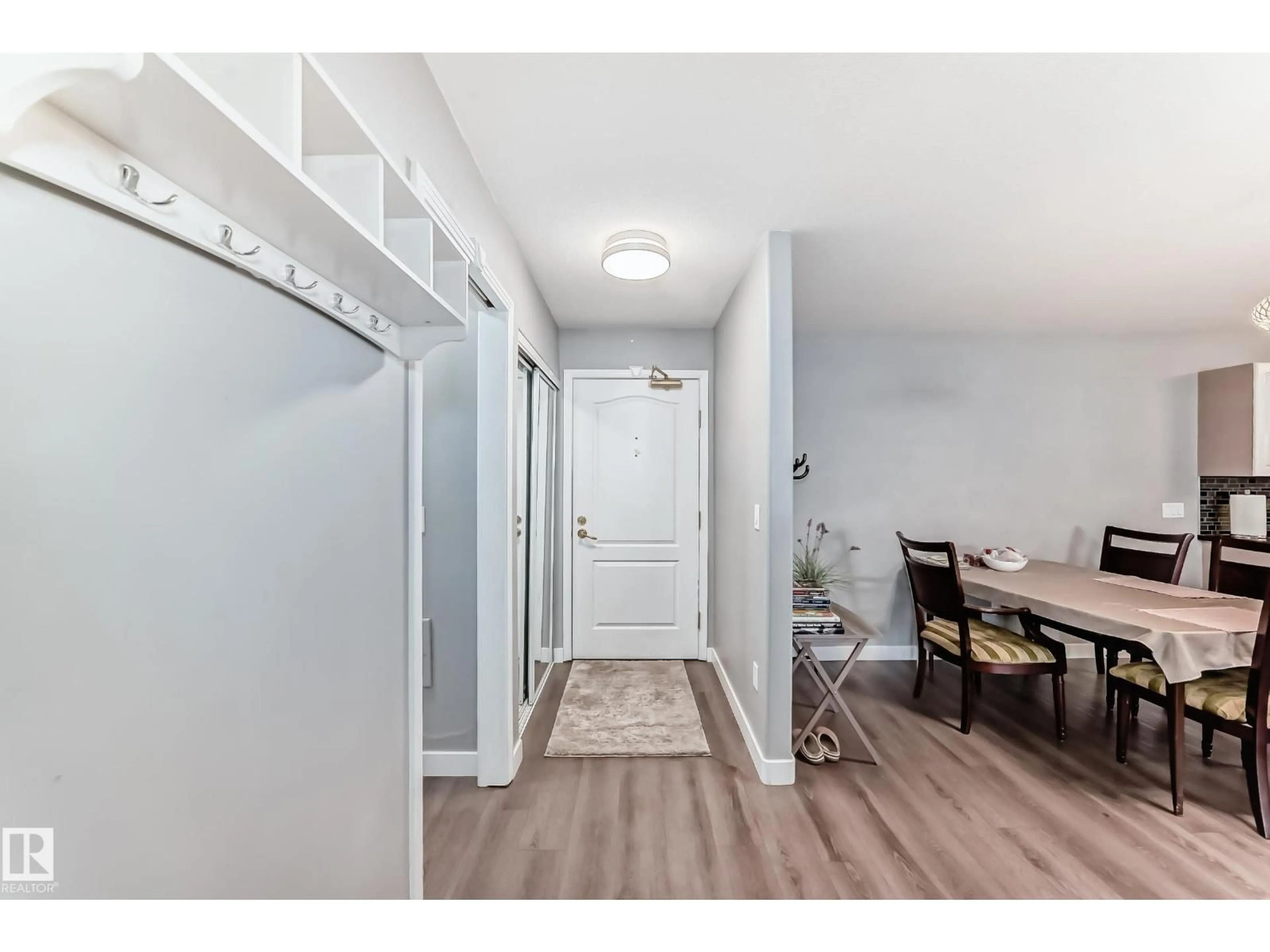 Indoor entryway for #119 - 10421 42 AV, Edmonton Alberta T8J7C8
