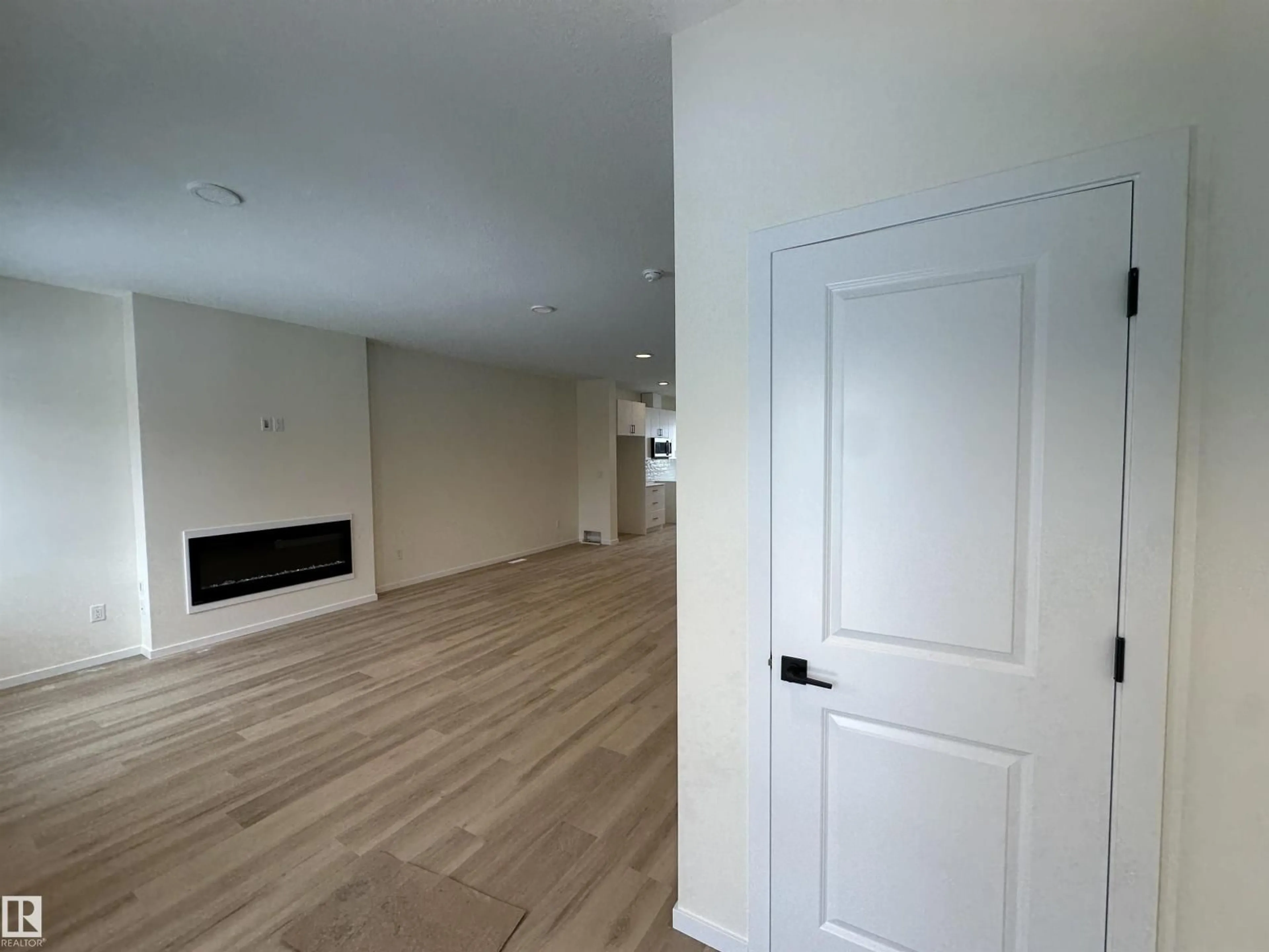 A pic of a room for 1092 MCLEOD AV, Spruce Grove Alberta T7X4G8