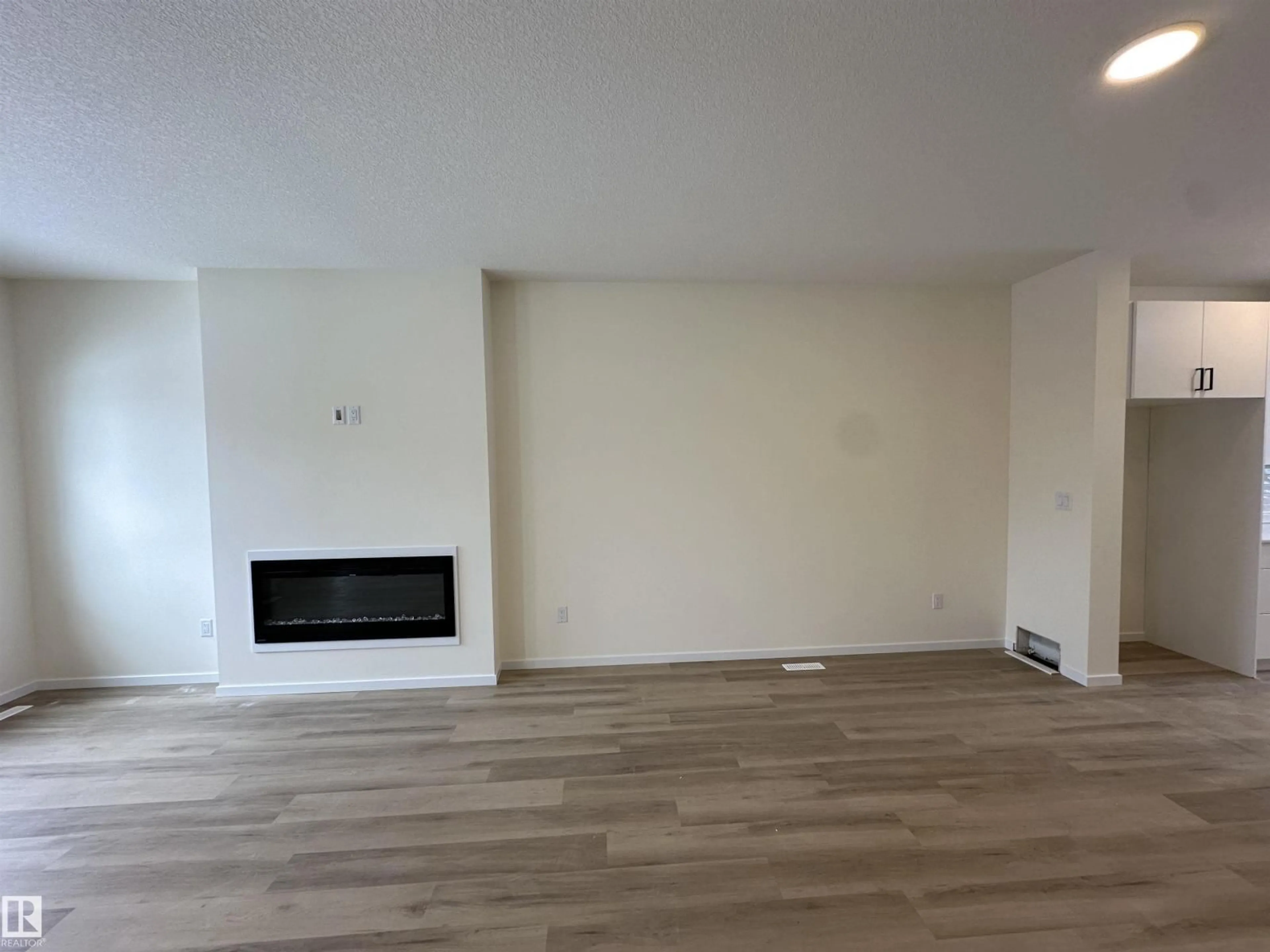 A pic of a room for 1092 MCLEOD AV, Spruce Grove Alberta T7X4G8