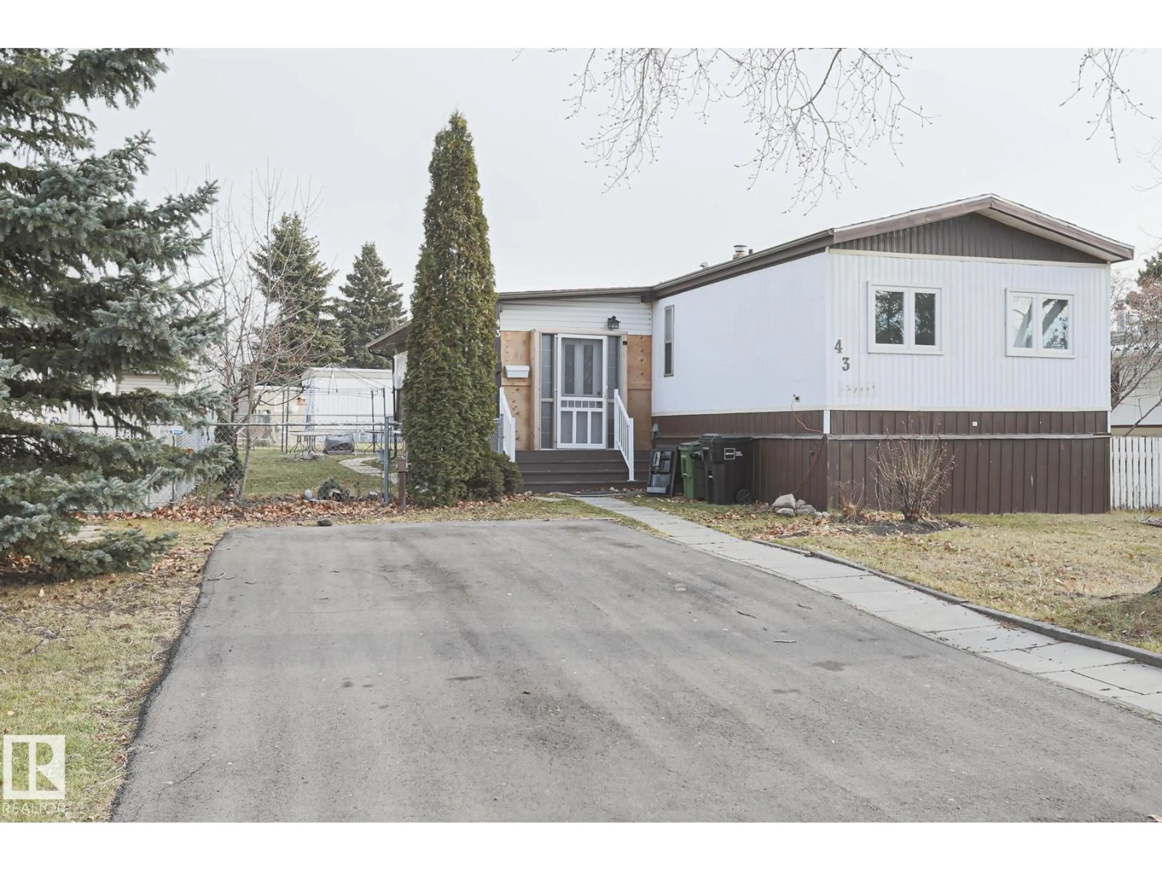 Unknown for 43 MAPLE RIDGE DR, Edmonton Alberta T6P1A9