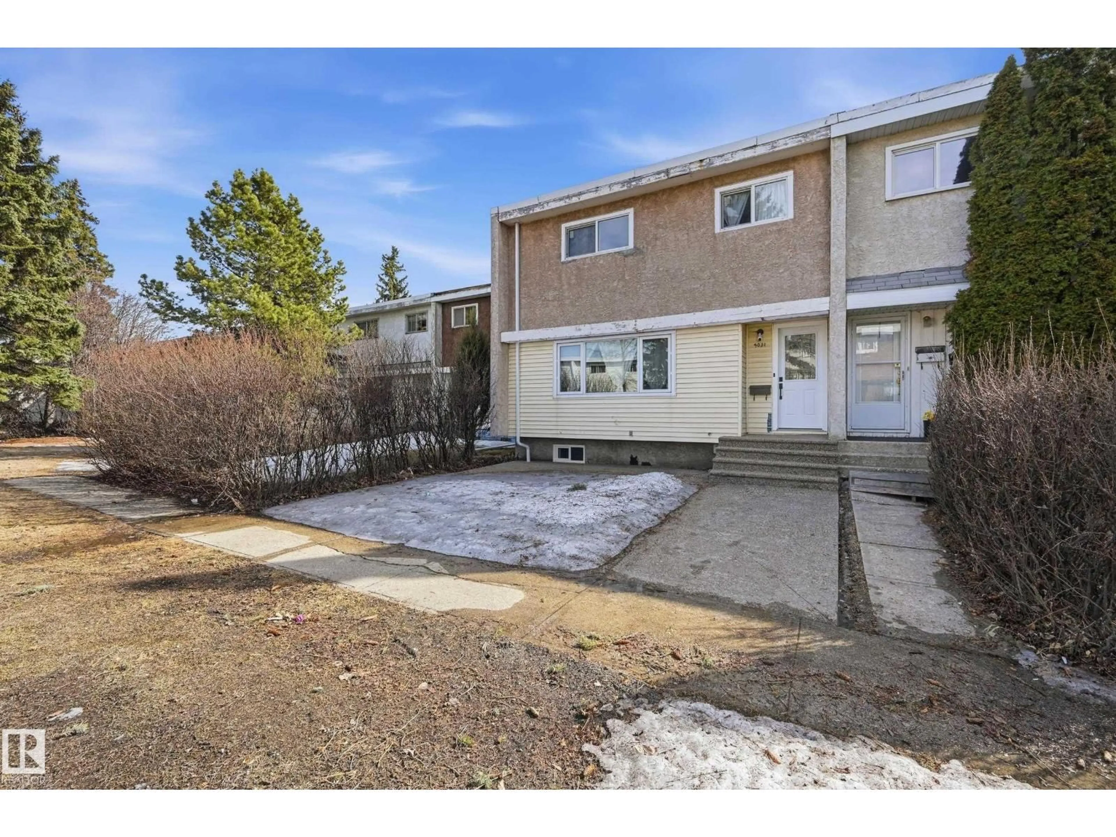 Unknown for 9031 133 AVENUE AVENUE, Edmonton Alberta T5E1C4